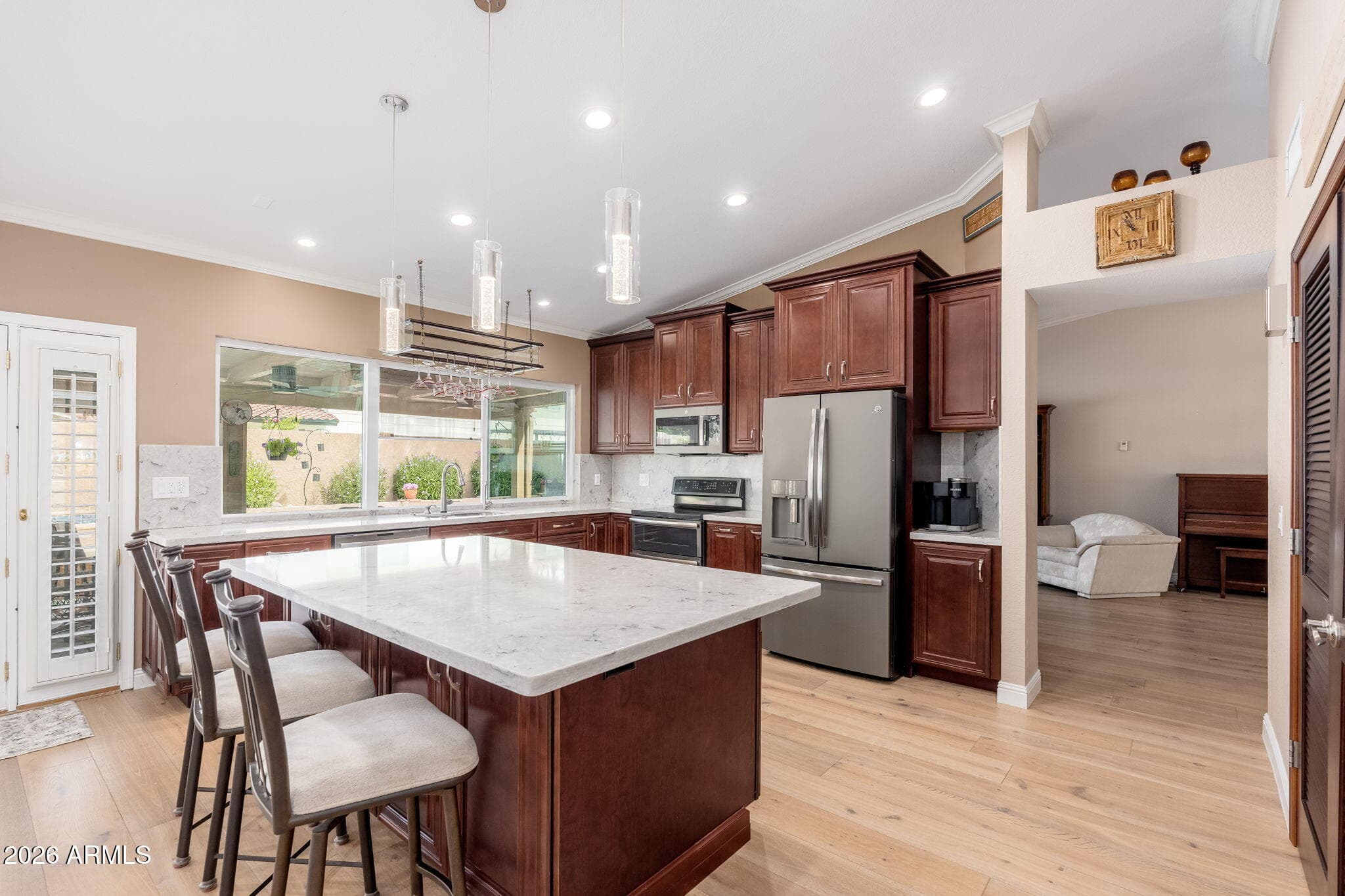 5726 E Everett Drive — photo 4