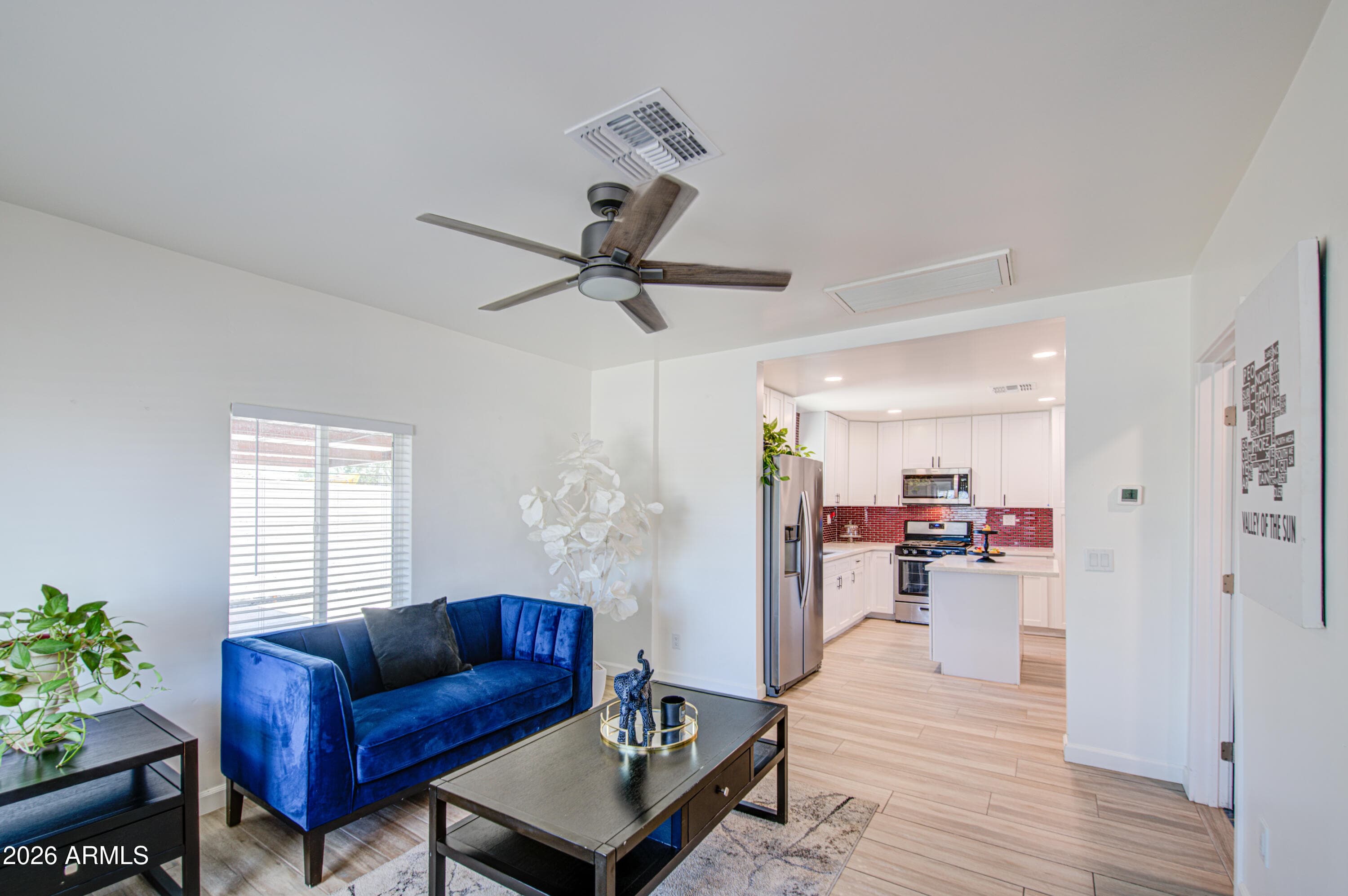 547 W Mahoney Avenue — photo 5