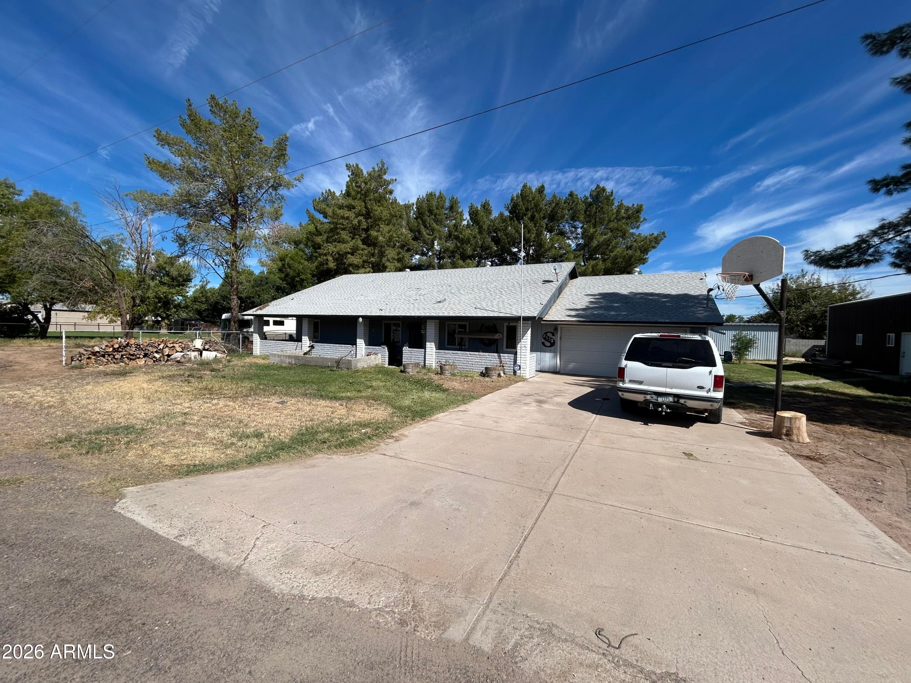 2538 E Walnut Court — photo 2