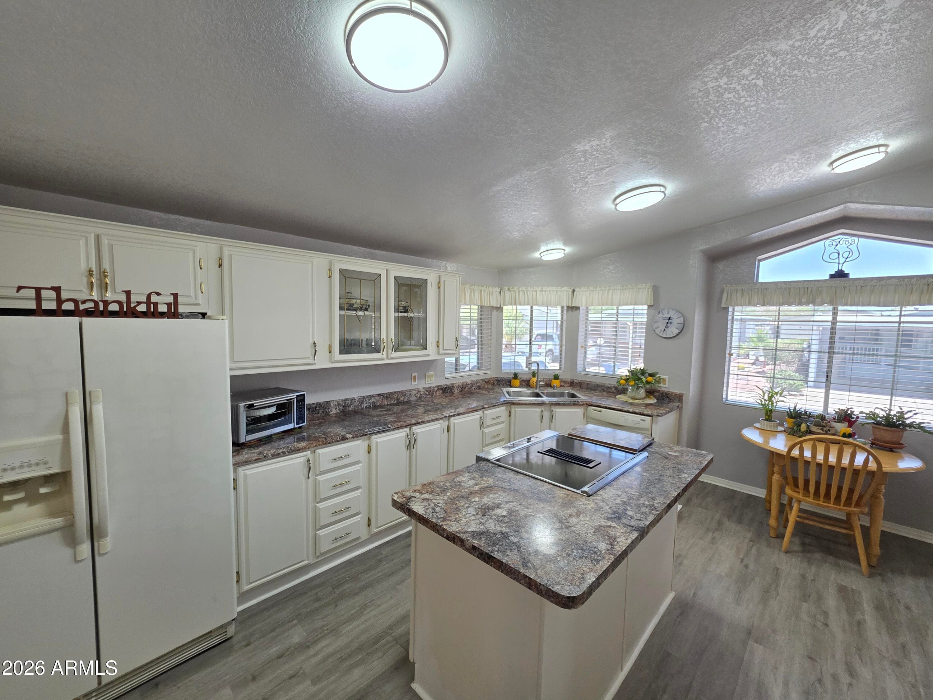 2233 E Behrend Drive 66 — photo 6