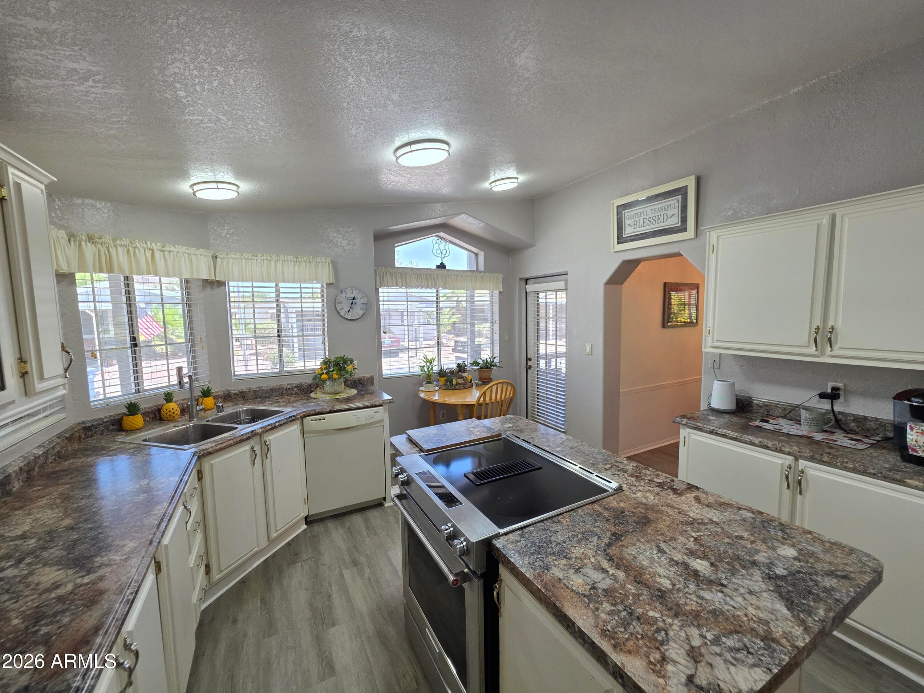 2233 E Behrend Drive 66 — photo 8