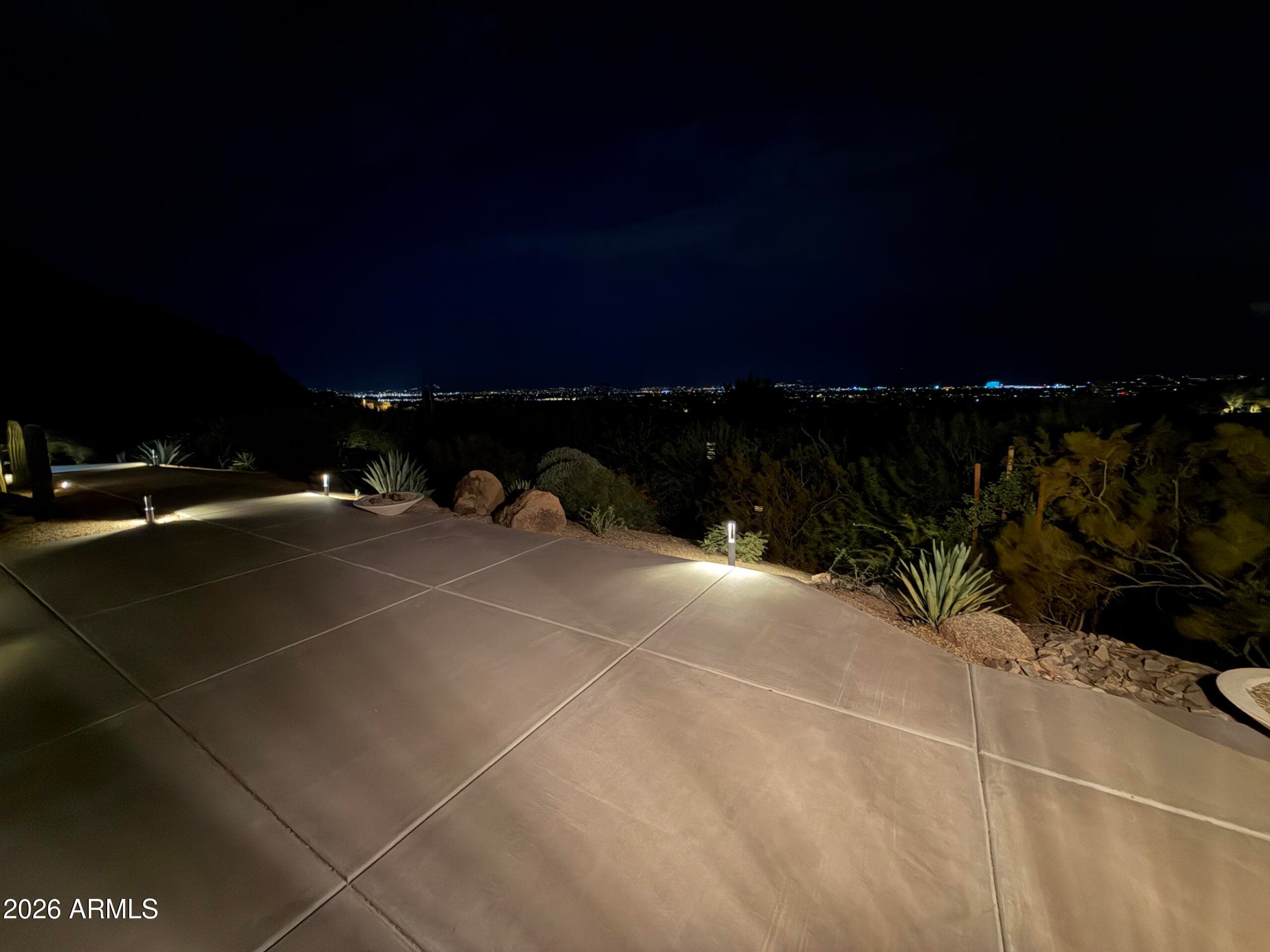 5849 E Hummingbird Lane — photo 3