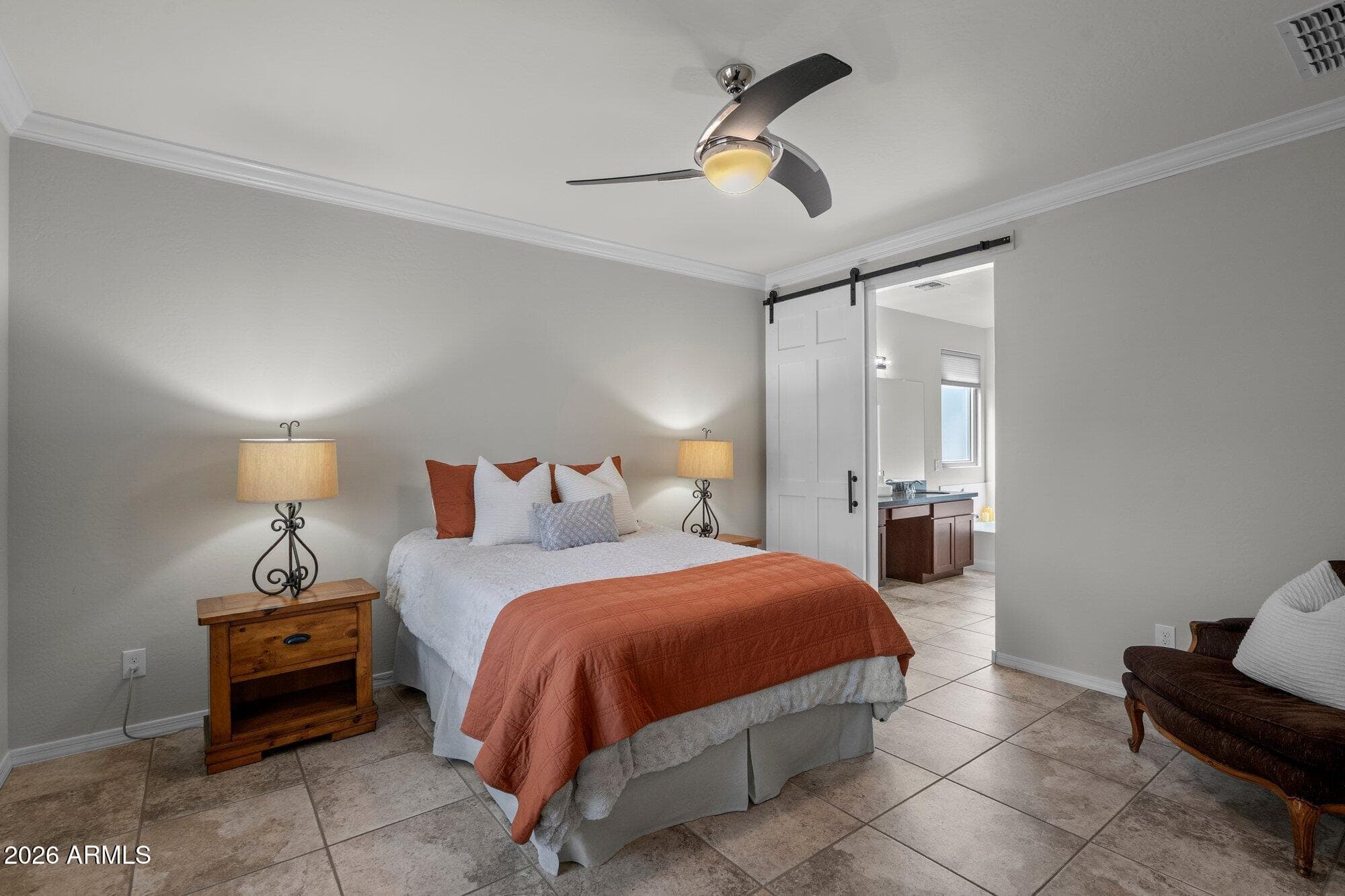 1229 E Shangri La Road — photo 4