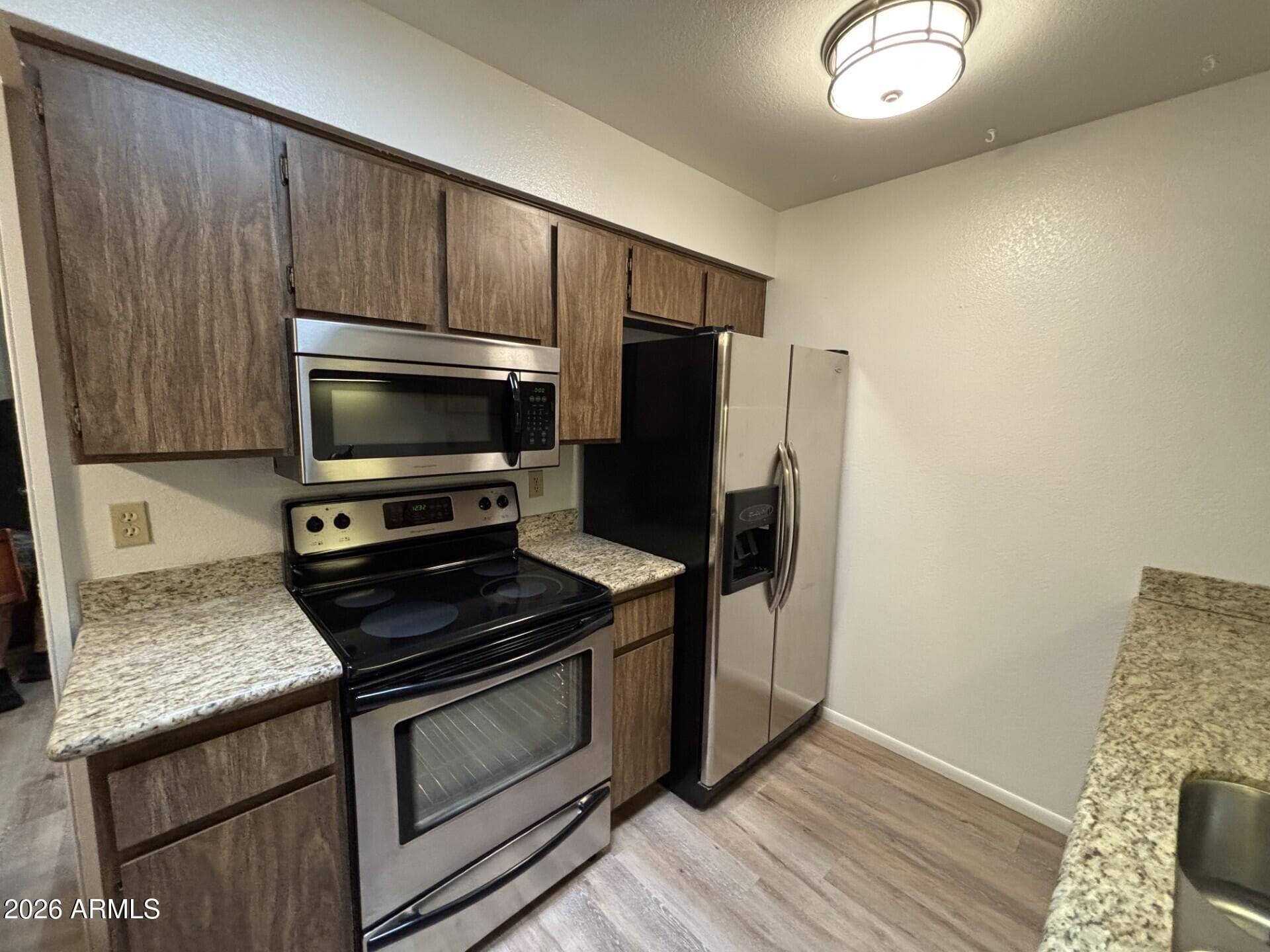 8131 N 107th Avenue 91 — photo 2