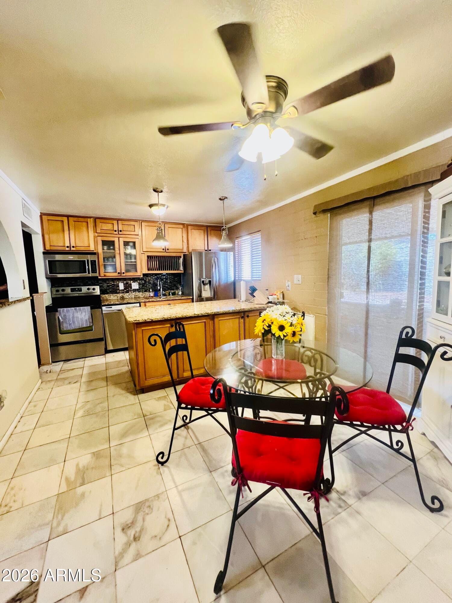 616 E Papago Drive — photo 2