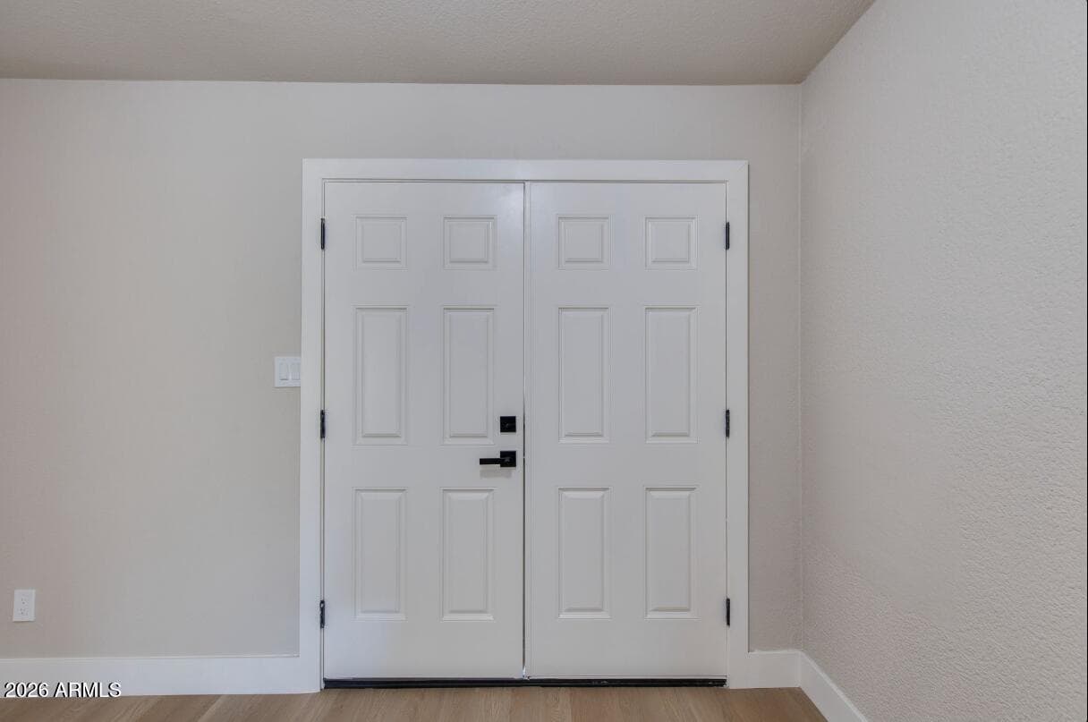 921 S Roslyn Place — photo 5