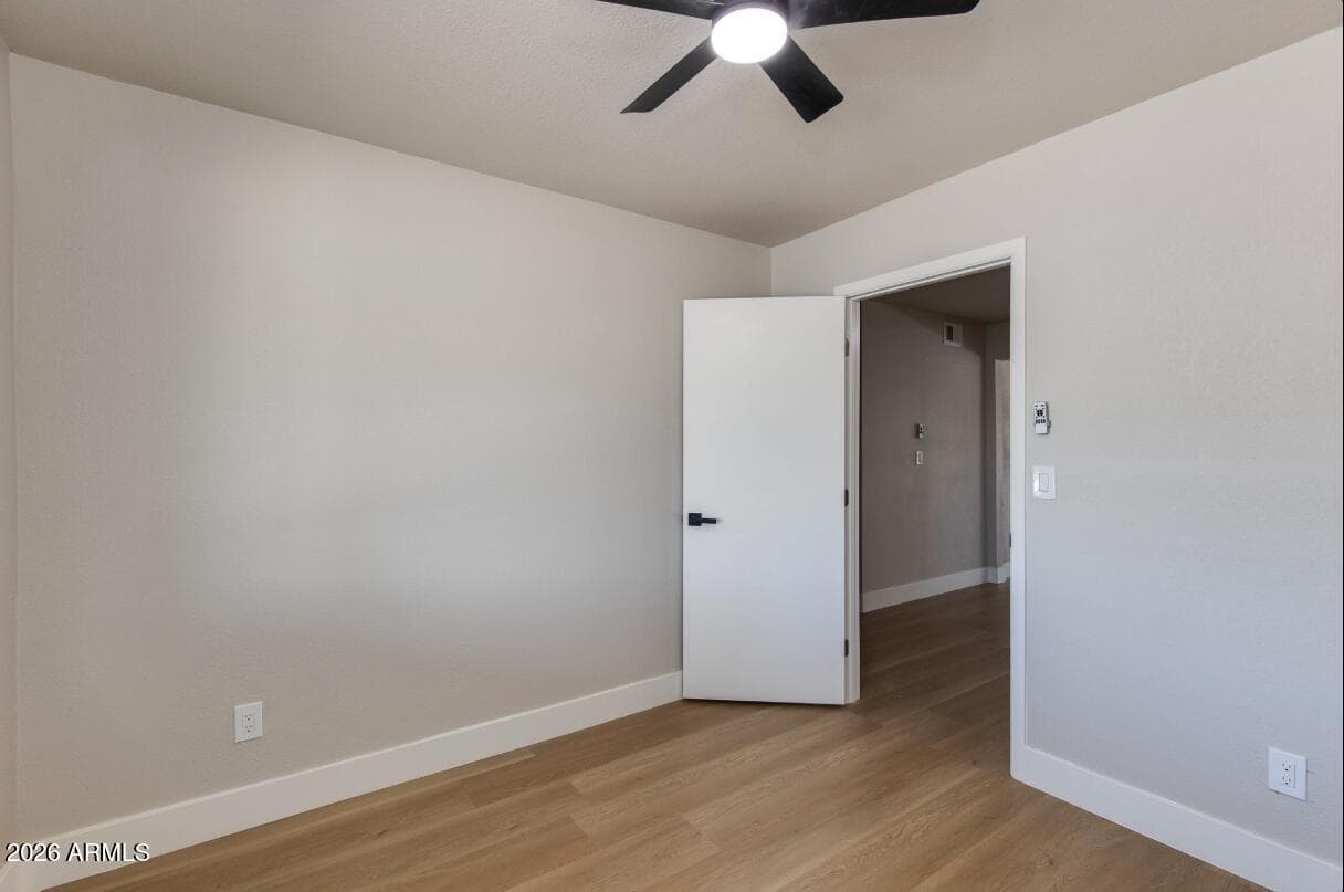 921 S Roslyn Place — photo 8
