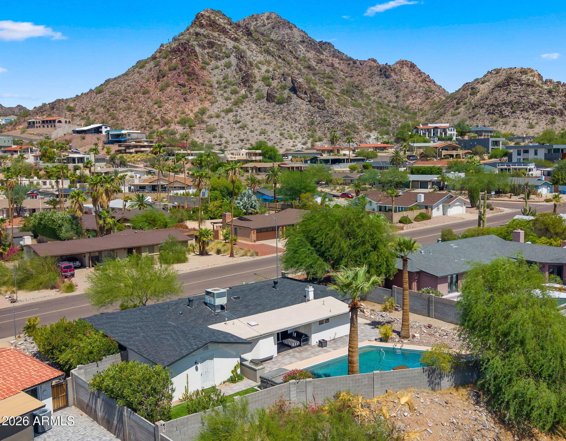 2255 E Piestewa Peak Drive — photo 2