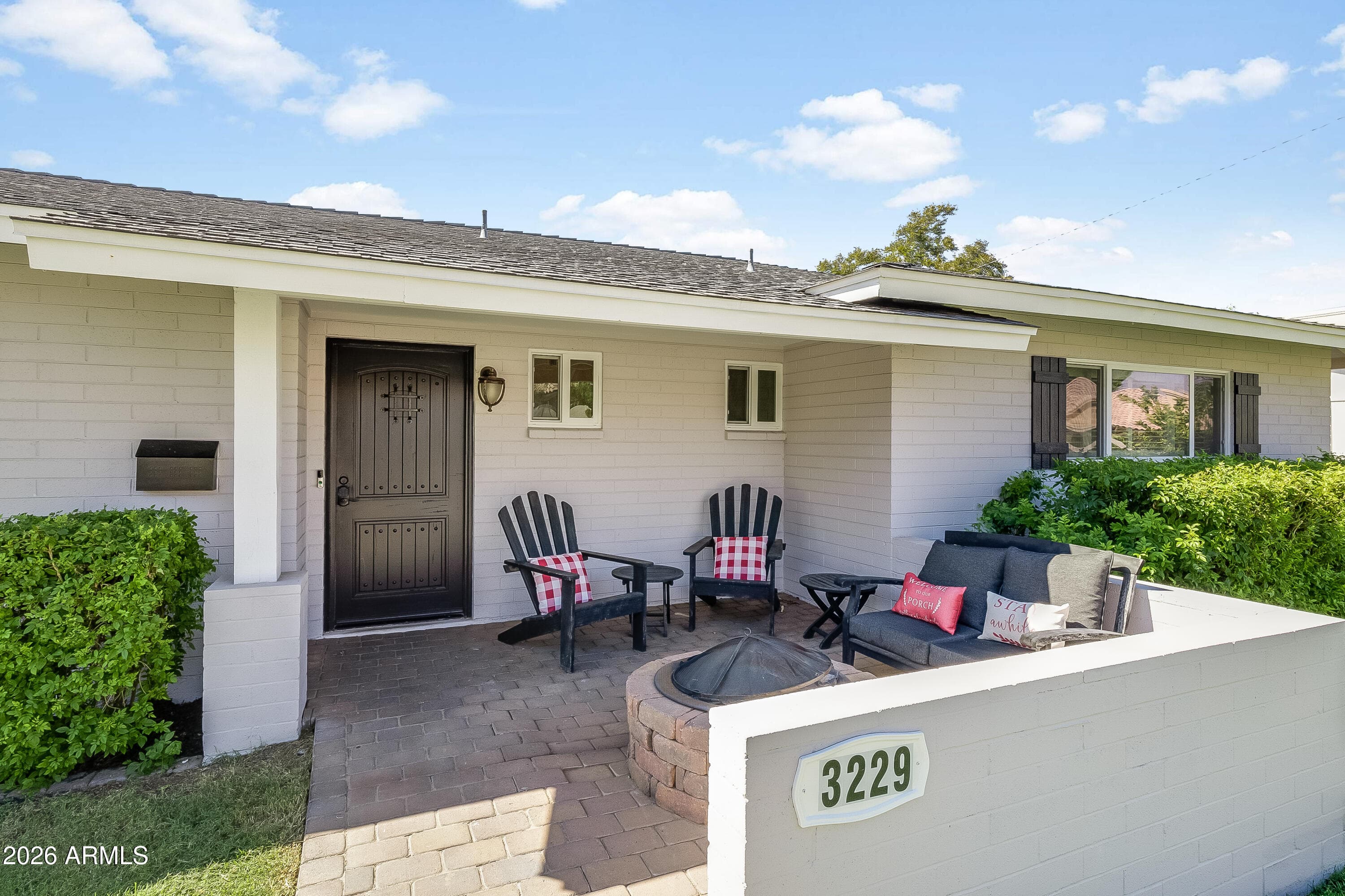 3229 E Montecito Avenue — photo 6