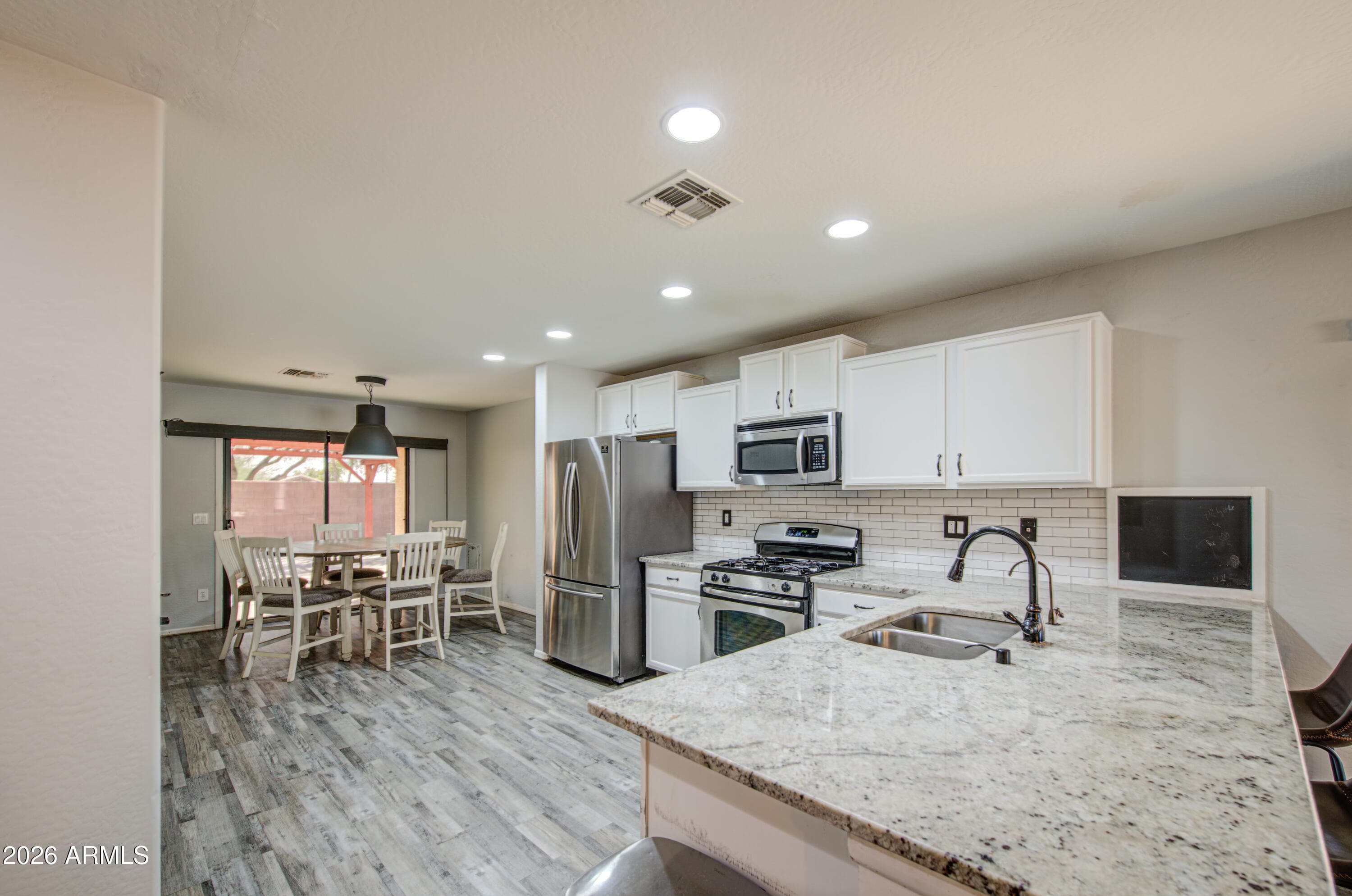 9311 E Greenway Street — photo 6