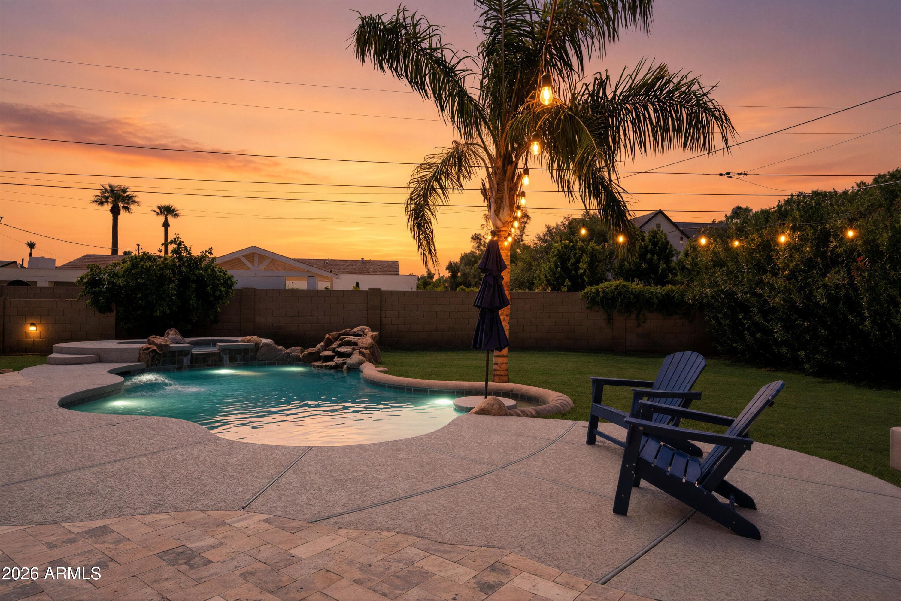 3229 E Montecito Avenue — photo 5