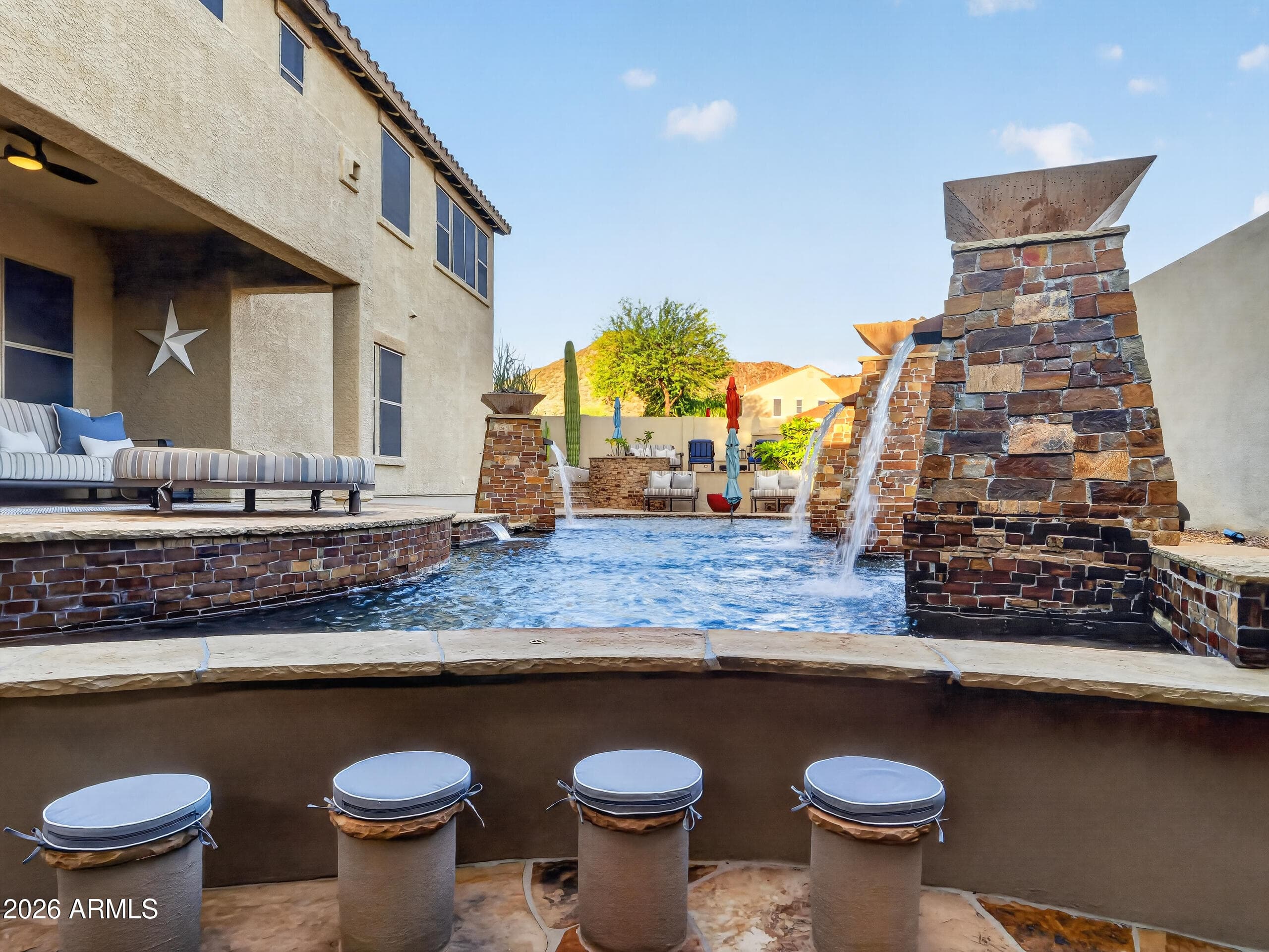2539 W Cavalry Drive — photo 7