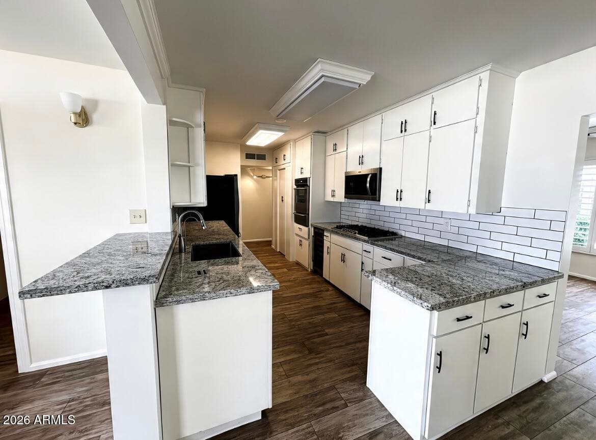 1838 E Hazelwood Street — photo 7
