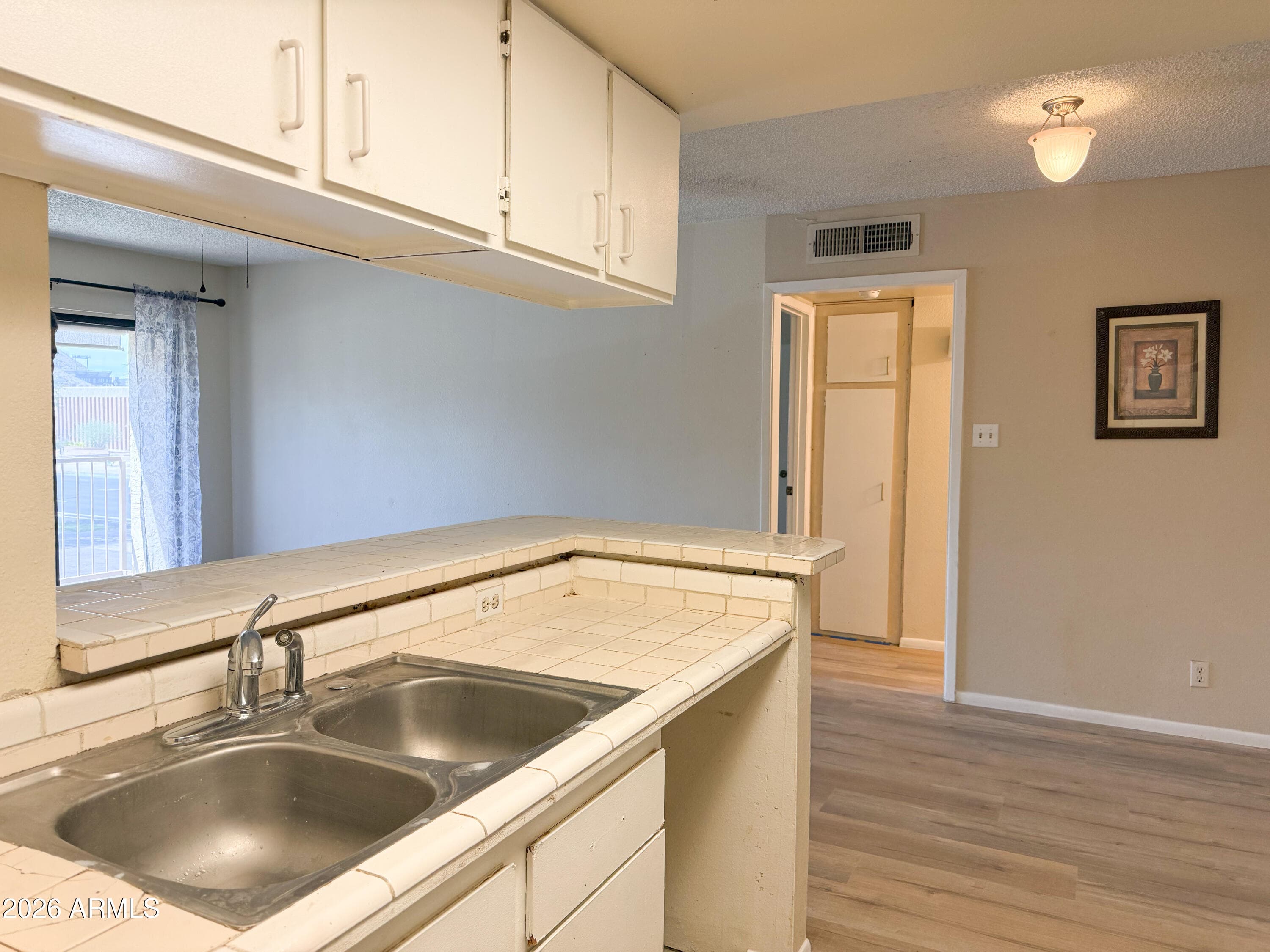 1111 E University Drive 201 — photo 8