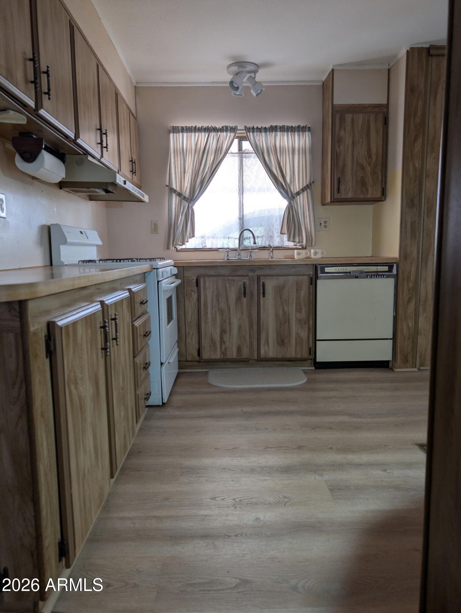 661 S Hawes Road 101 — photo 4