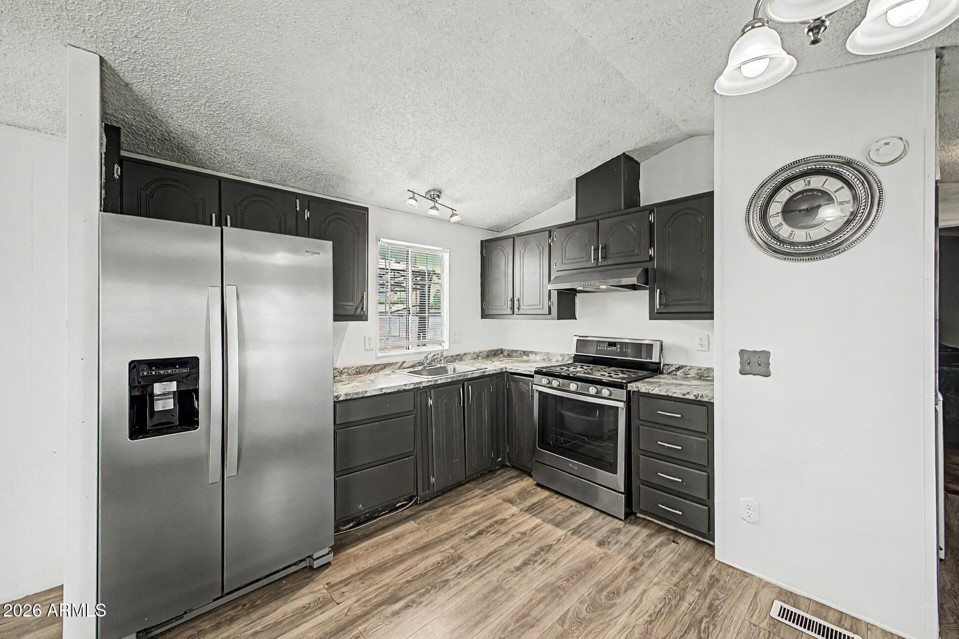 303 E South Mountain Avenue 88 — photo 3