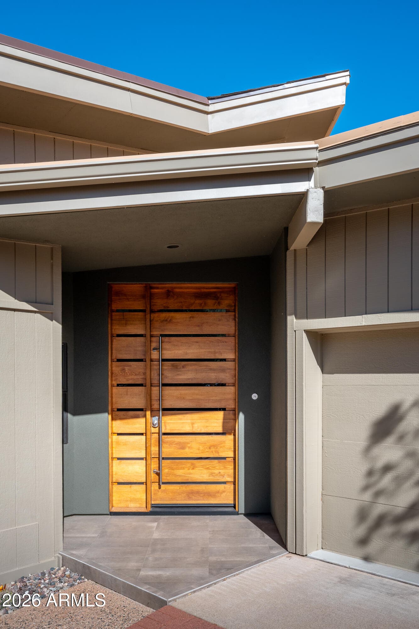 365 Foothills South Drive — photo 2