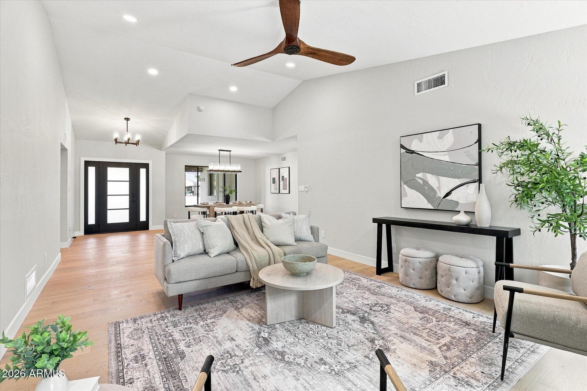 8852 S Lakeshore Drive — photo 5