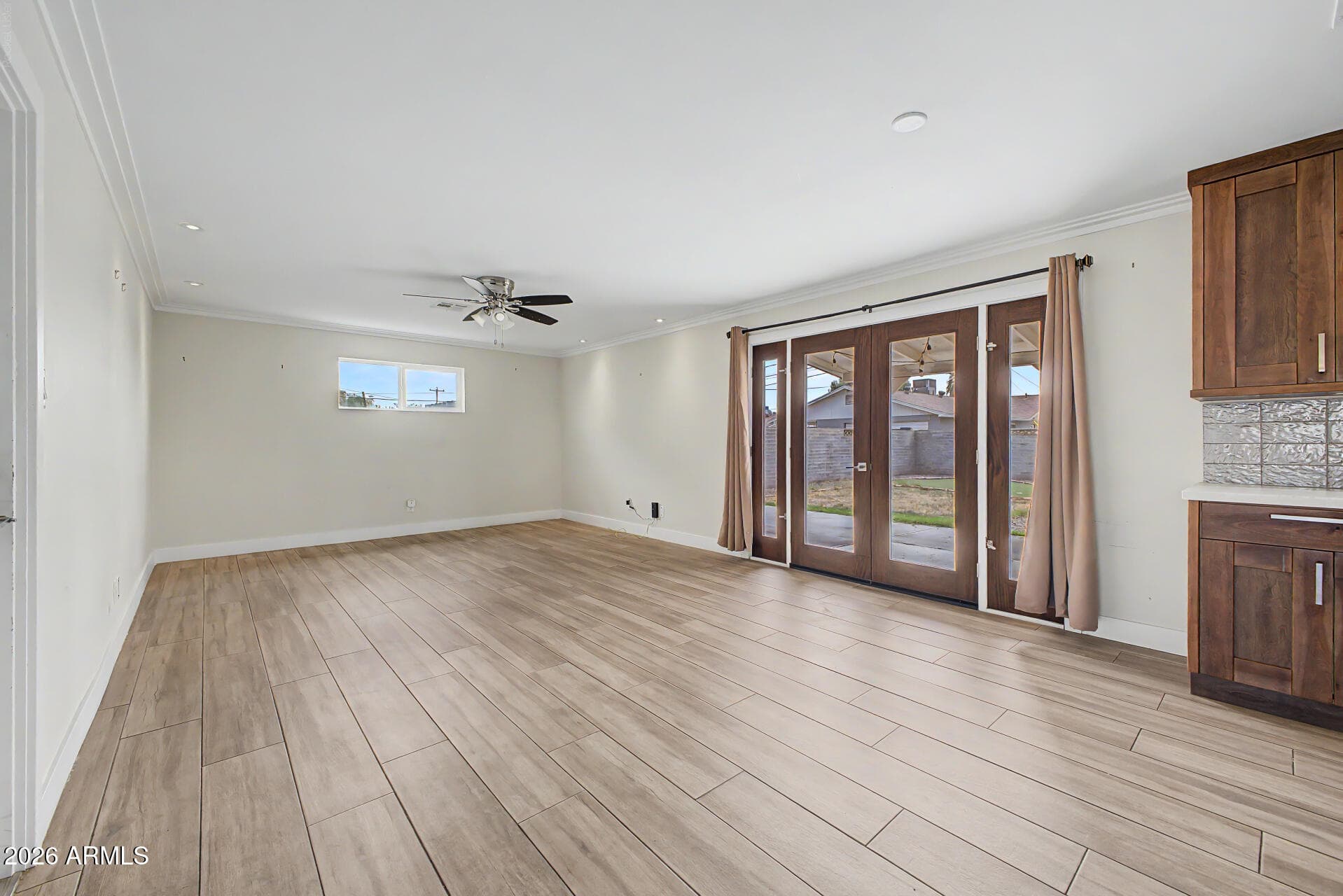 133 W Balboa Drive — photo 8