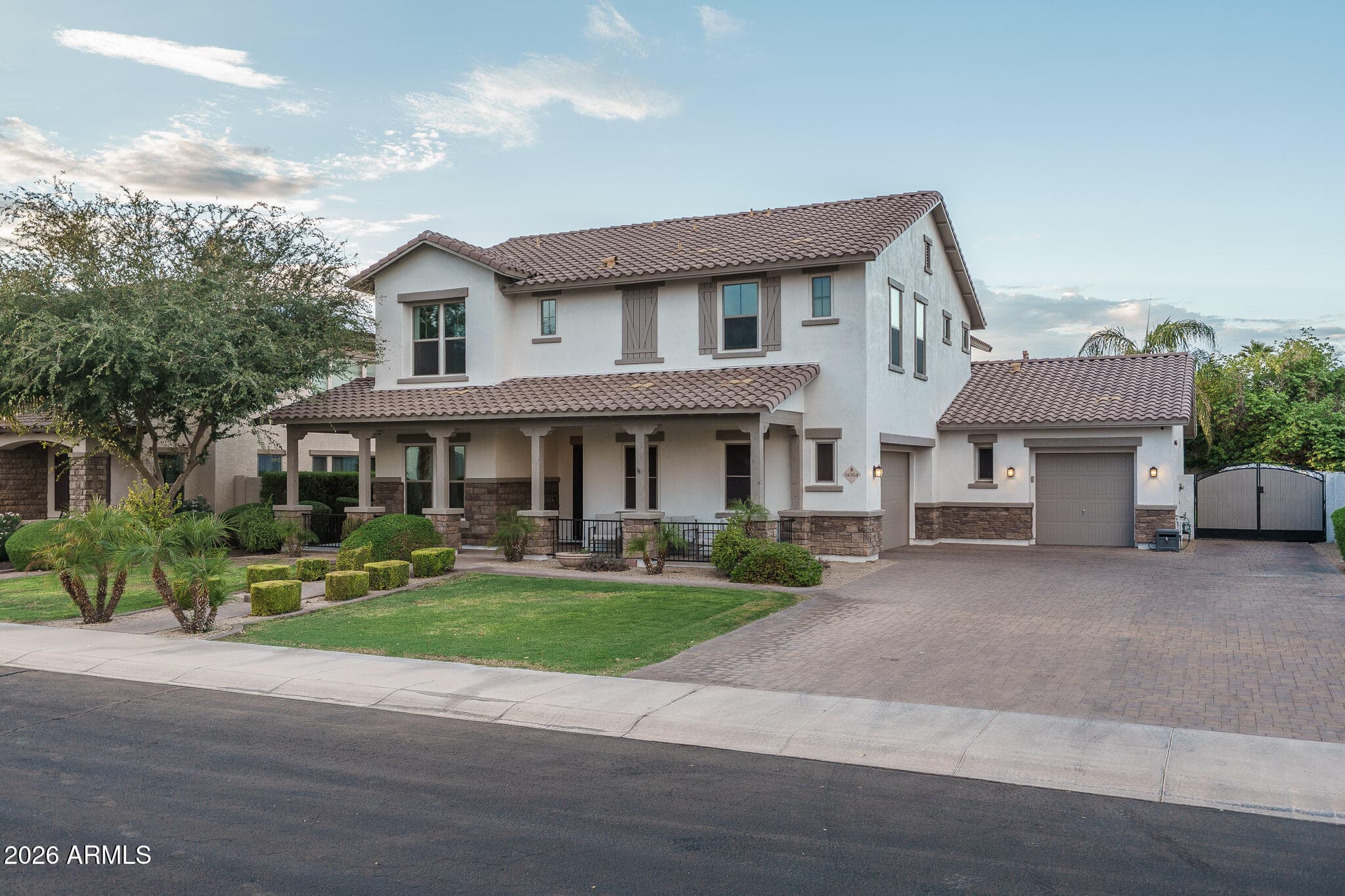14564 W Lajolla Drive — photo 2
