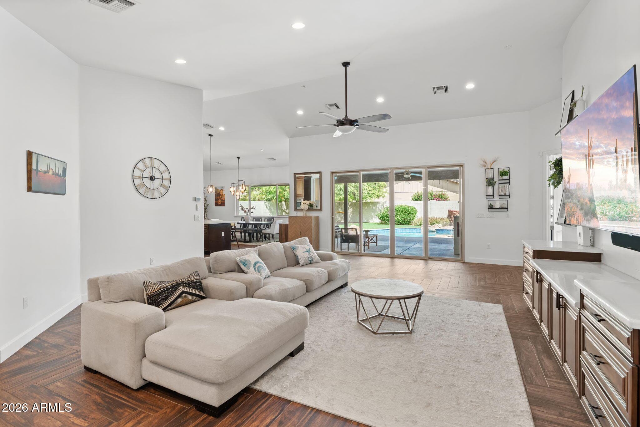 9098 E Ludlow Drive — photo 8