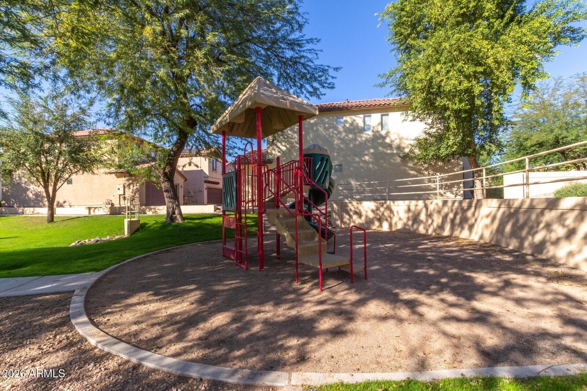 9160 W Meadow Drive — photo 2