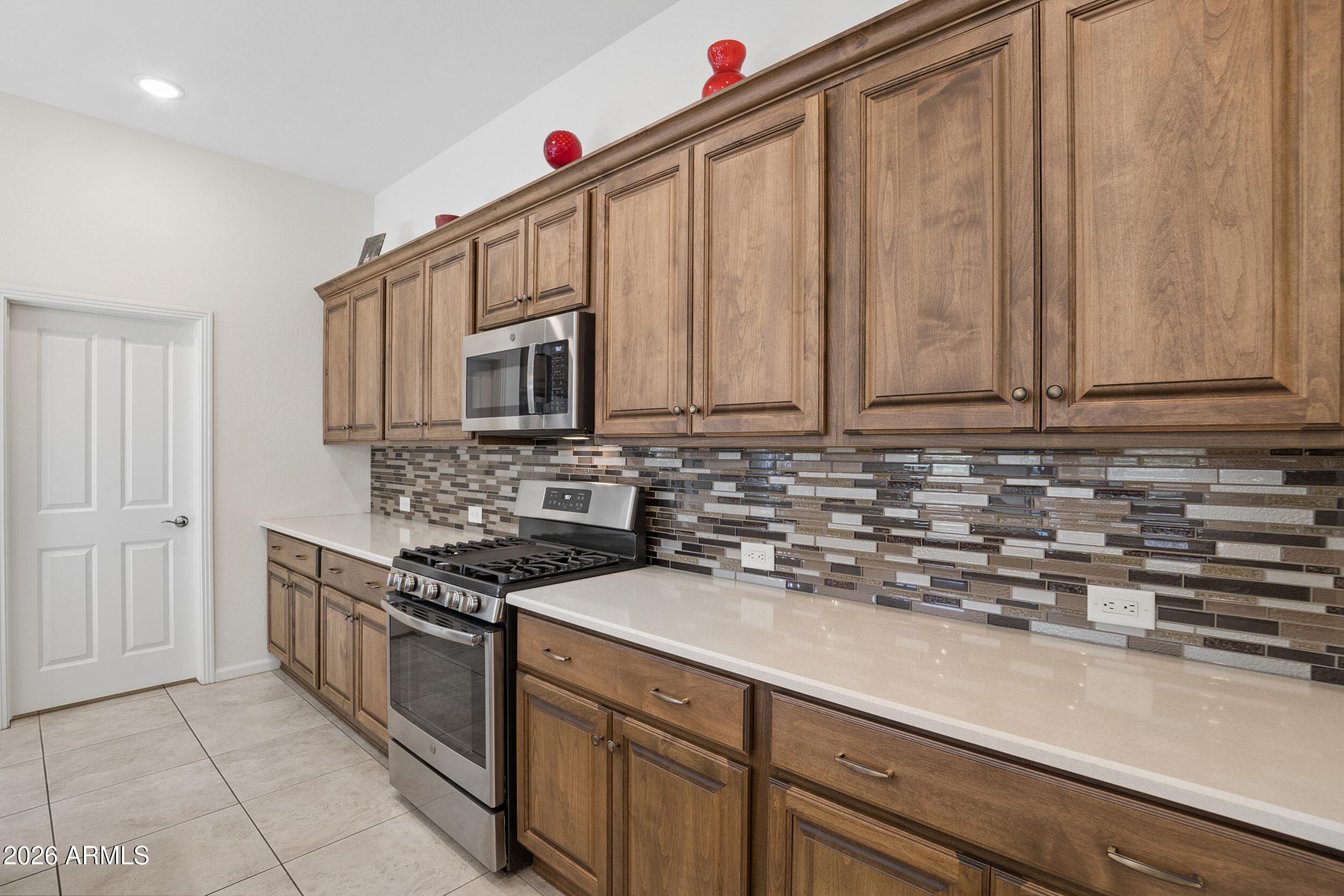 16966 W Sheridan Street — photo 7
