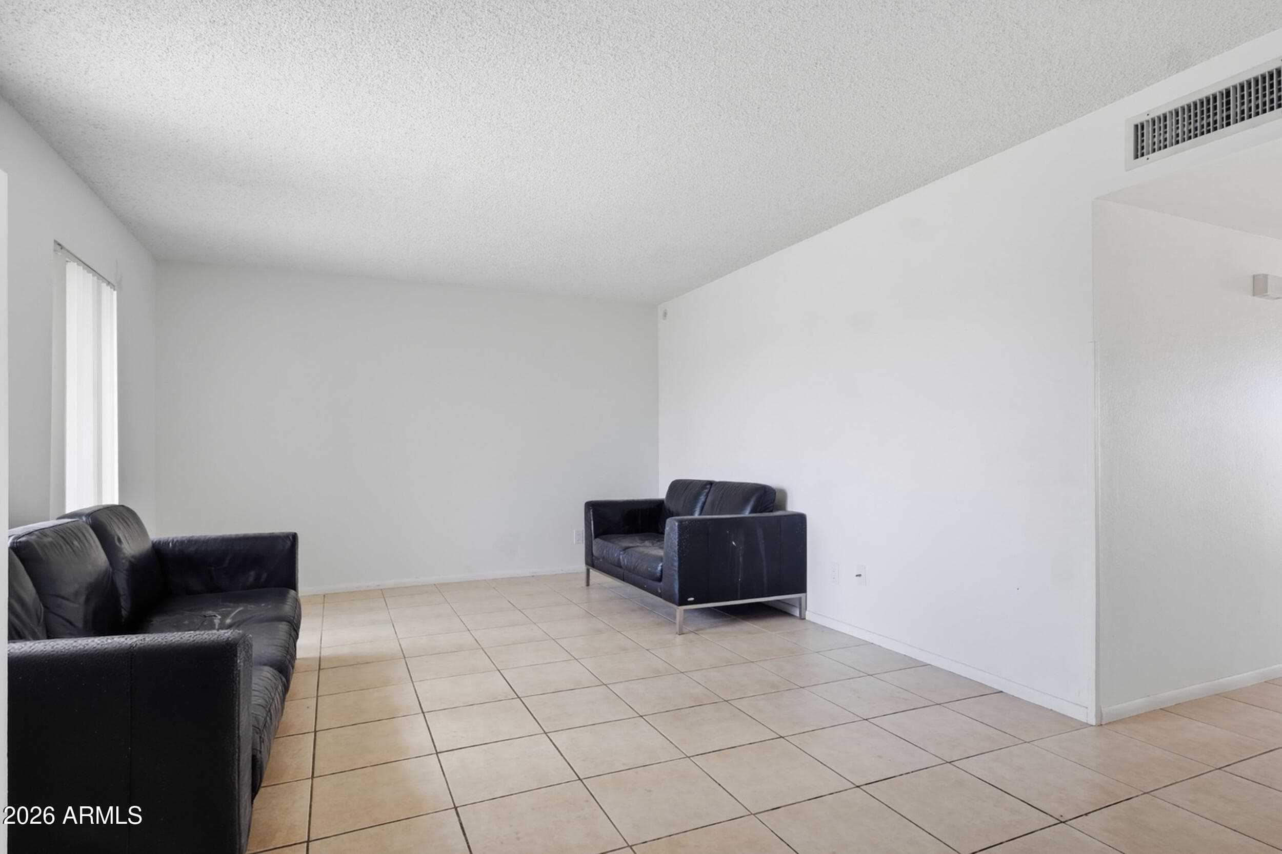 3131 W Loma Lane — photo 7