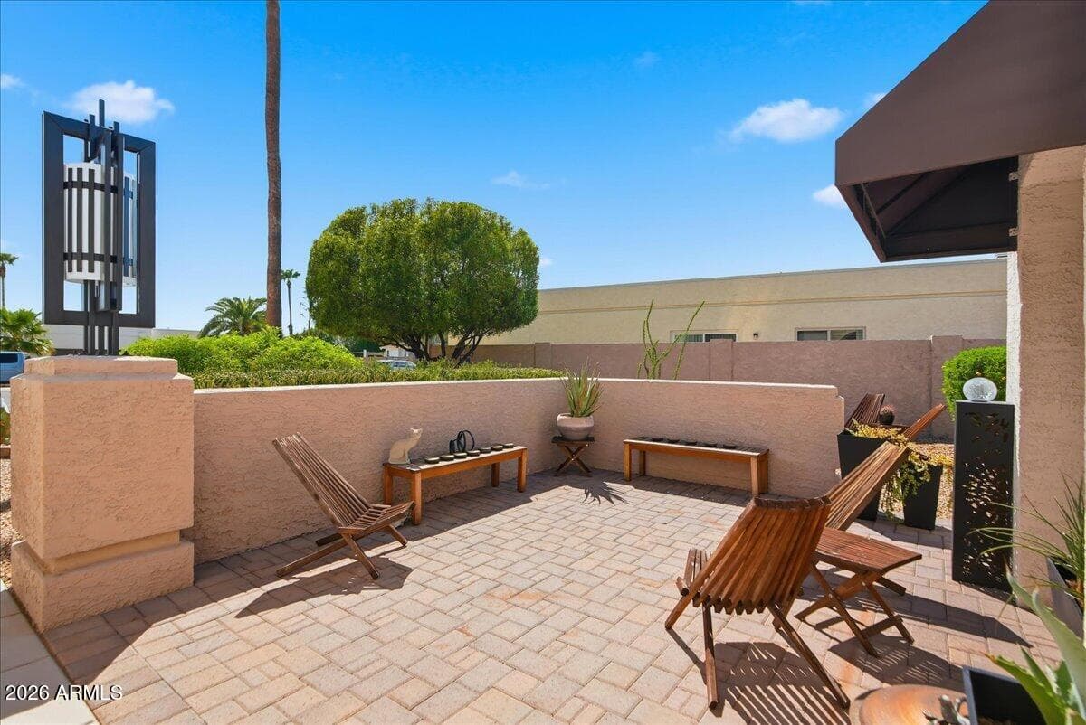 6608 E Phelps Road E — photo 4