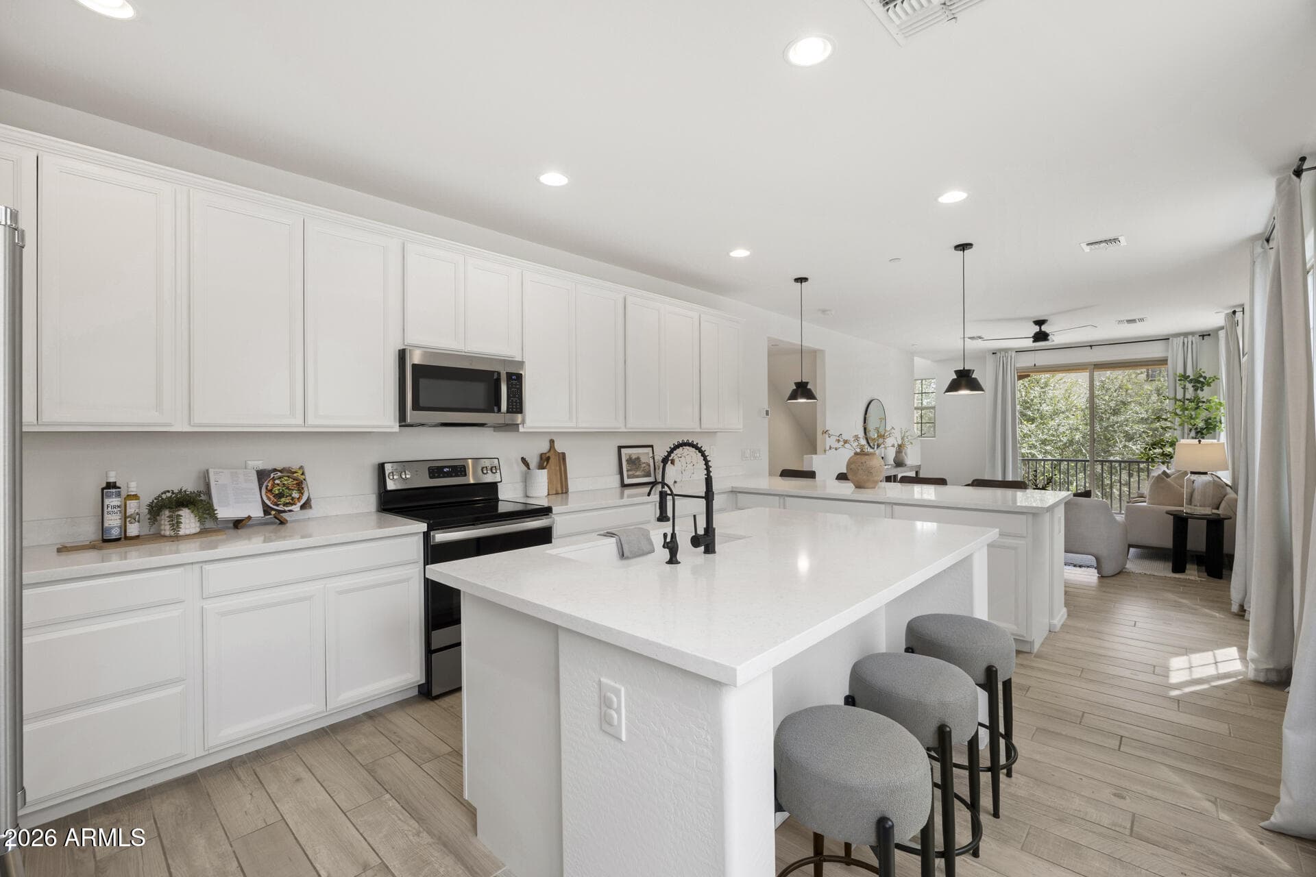 1671 E Dogwood Lane — photo 4