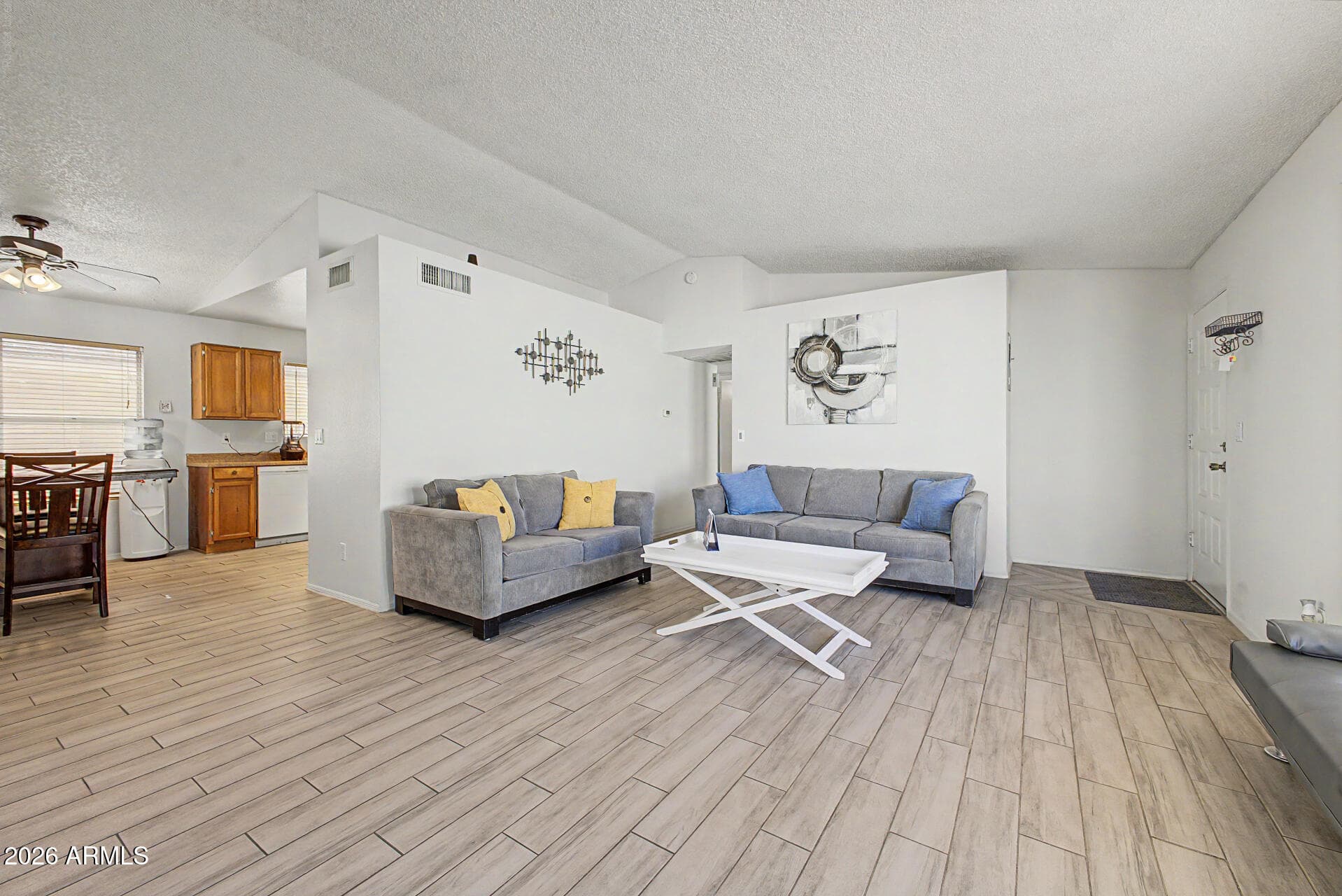 619 E Jensen Street 32 — photo 4