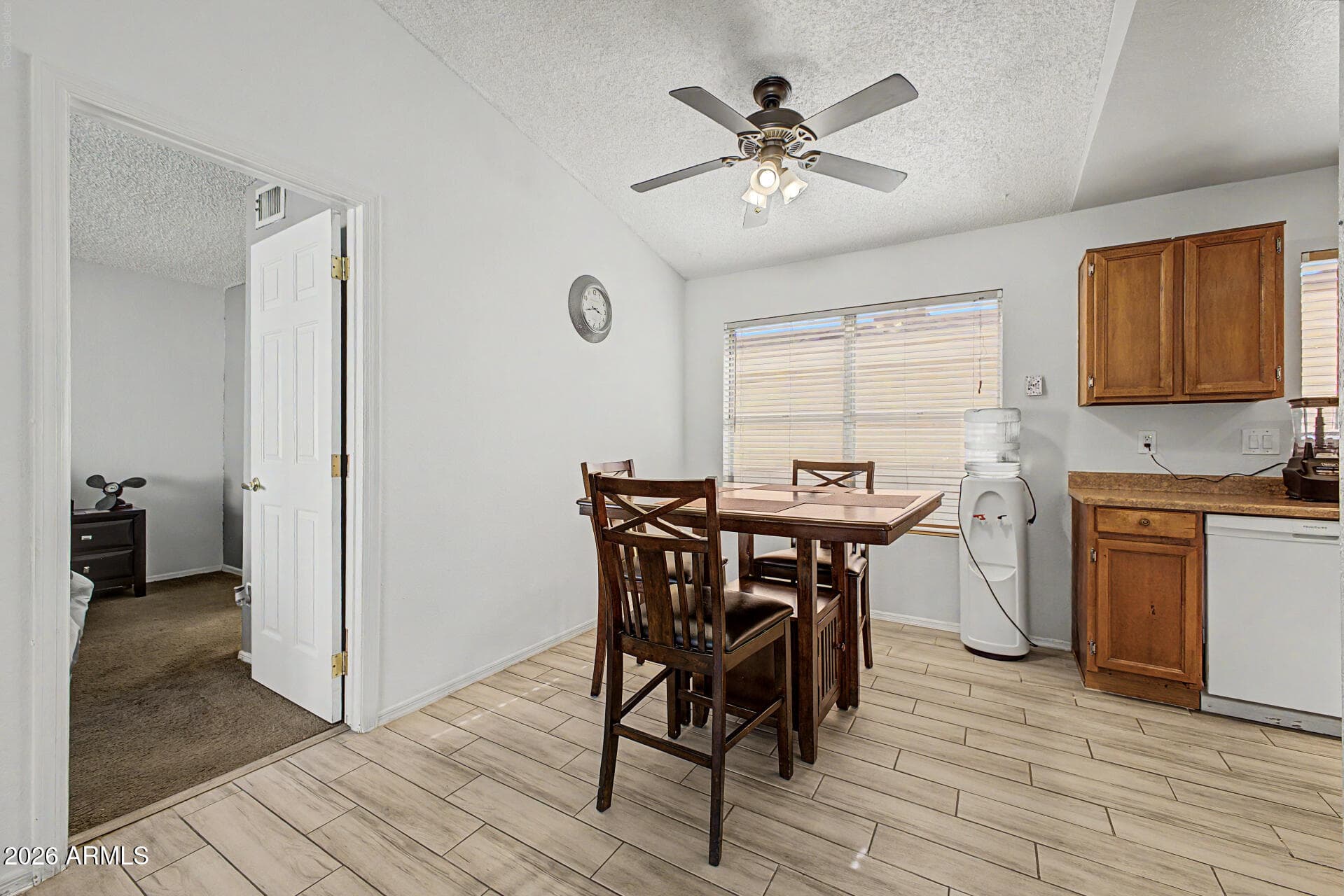 619 E Jensen Street 32 — photo 6