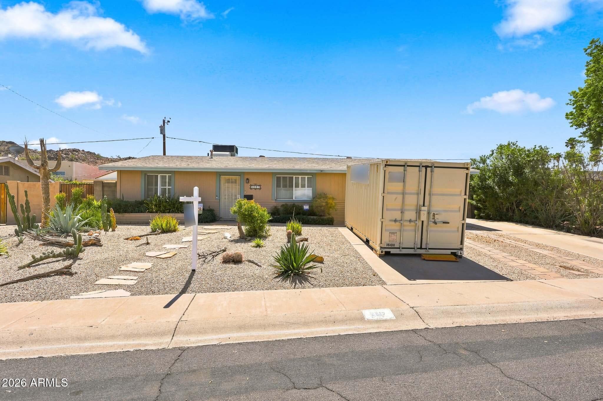 2217 E Acoma Drive — photo 5