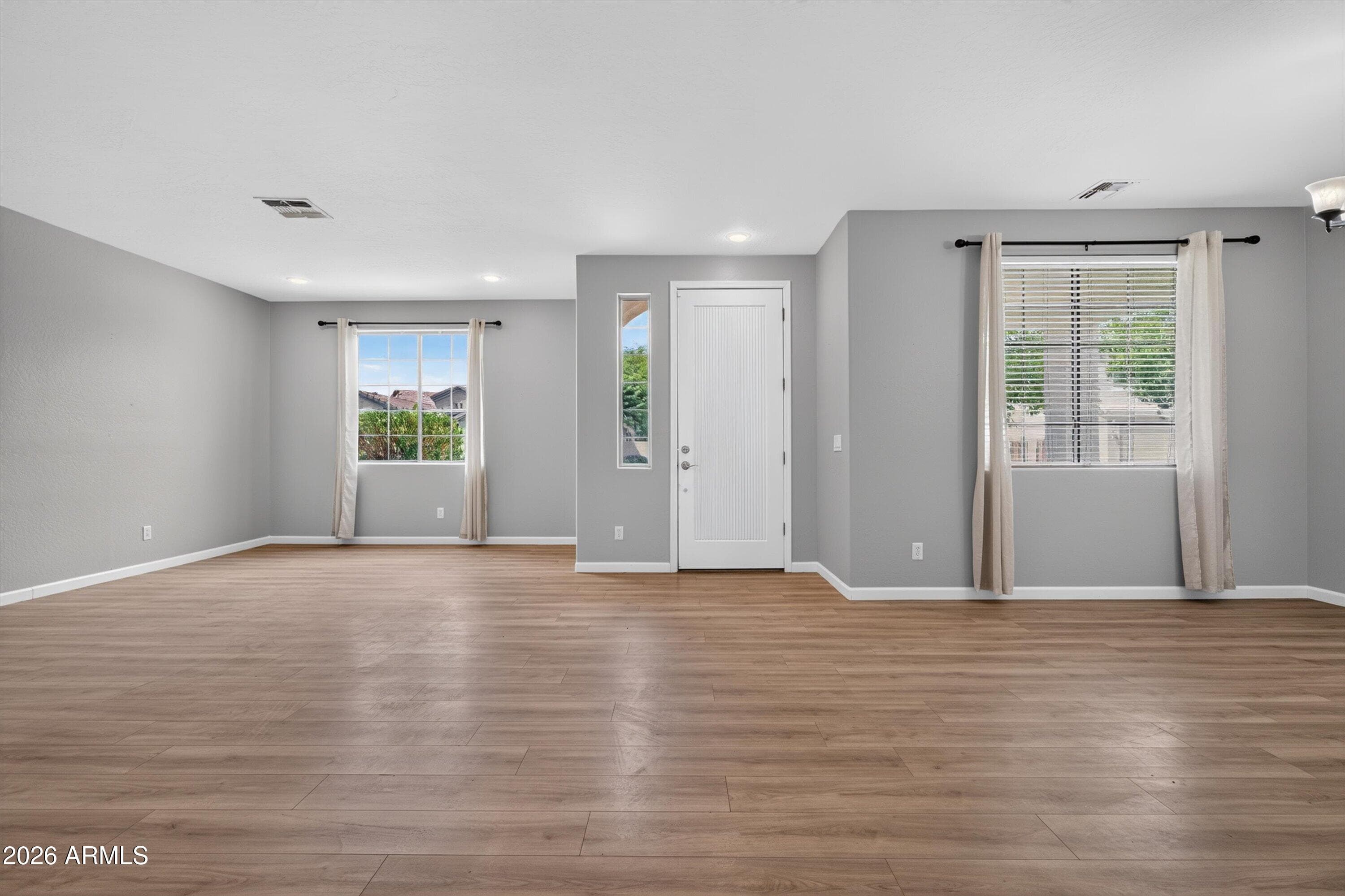 14459 N 135th Drive — photo 4