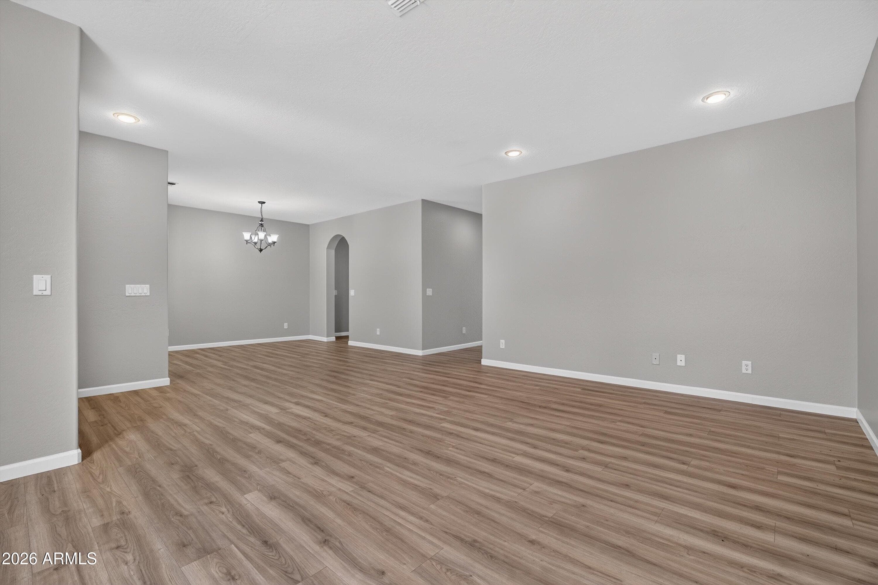 14459 N 135th Drive — photo 8