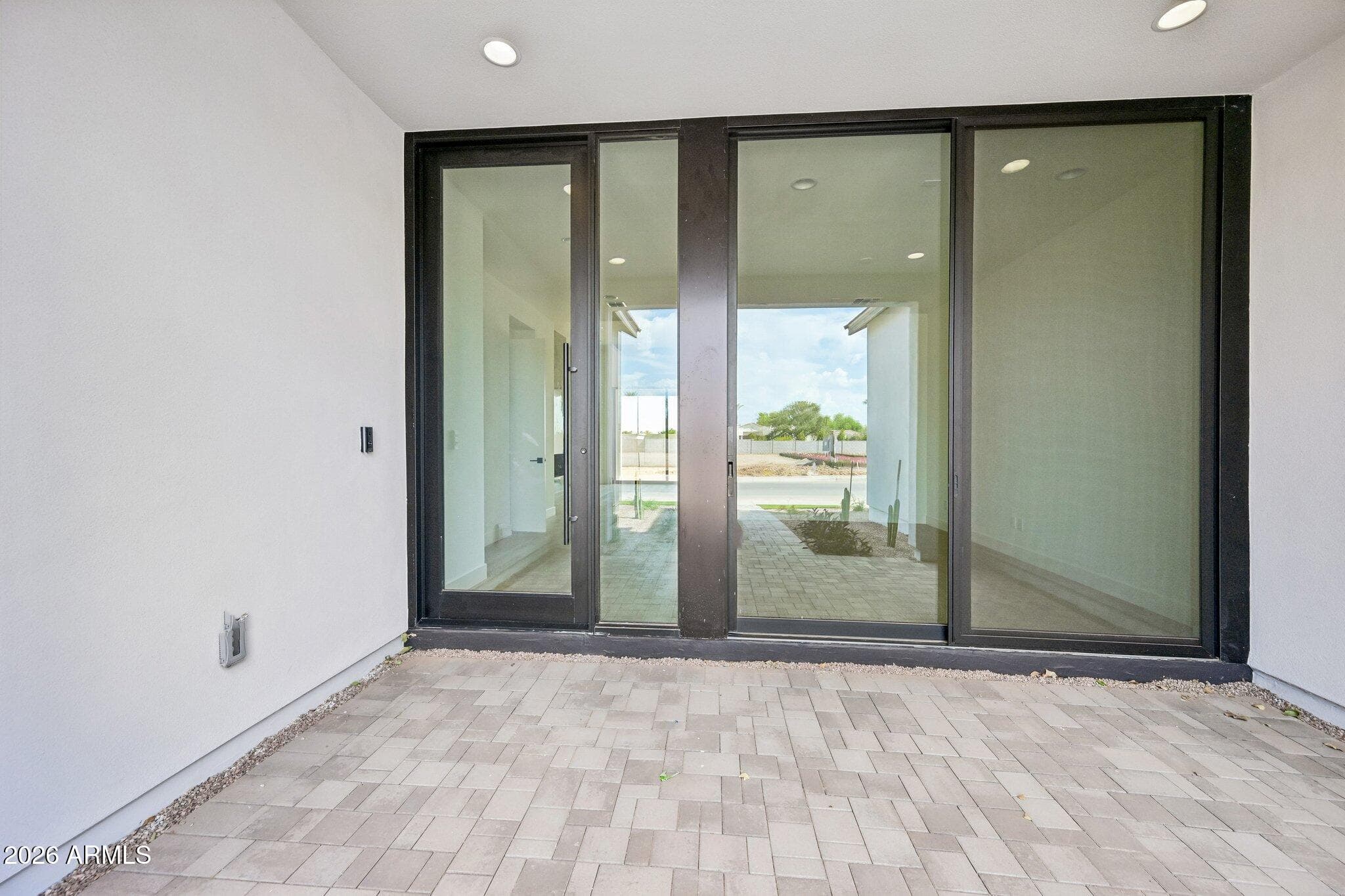 2451 E Aquarius Place — photo 4