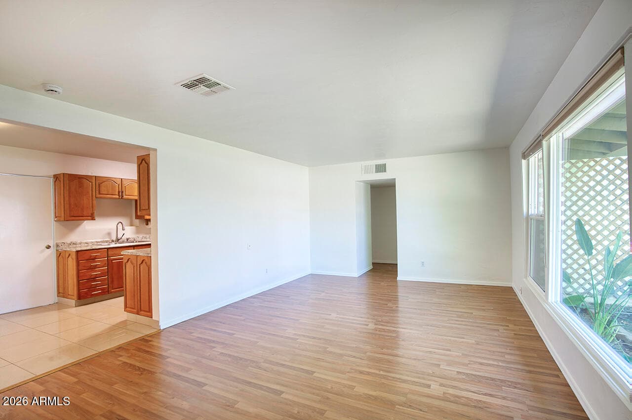 309 E Pierson Street — photo 6