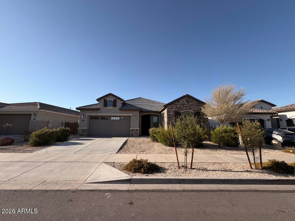 18942 W Laurel Lane