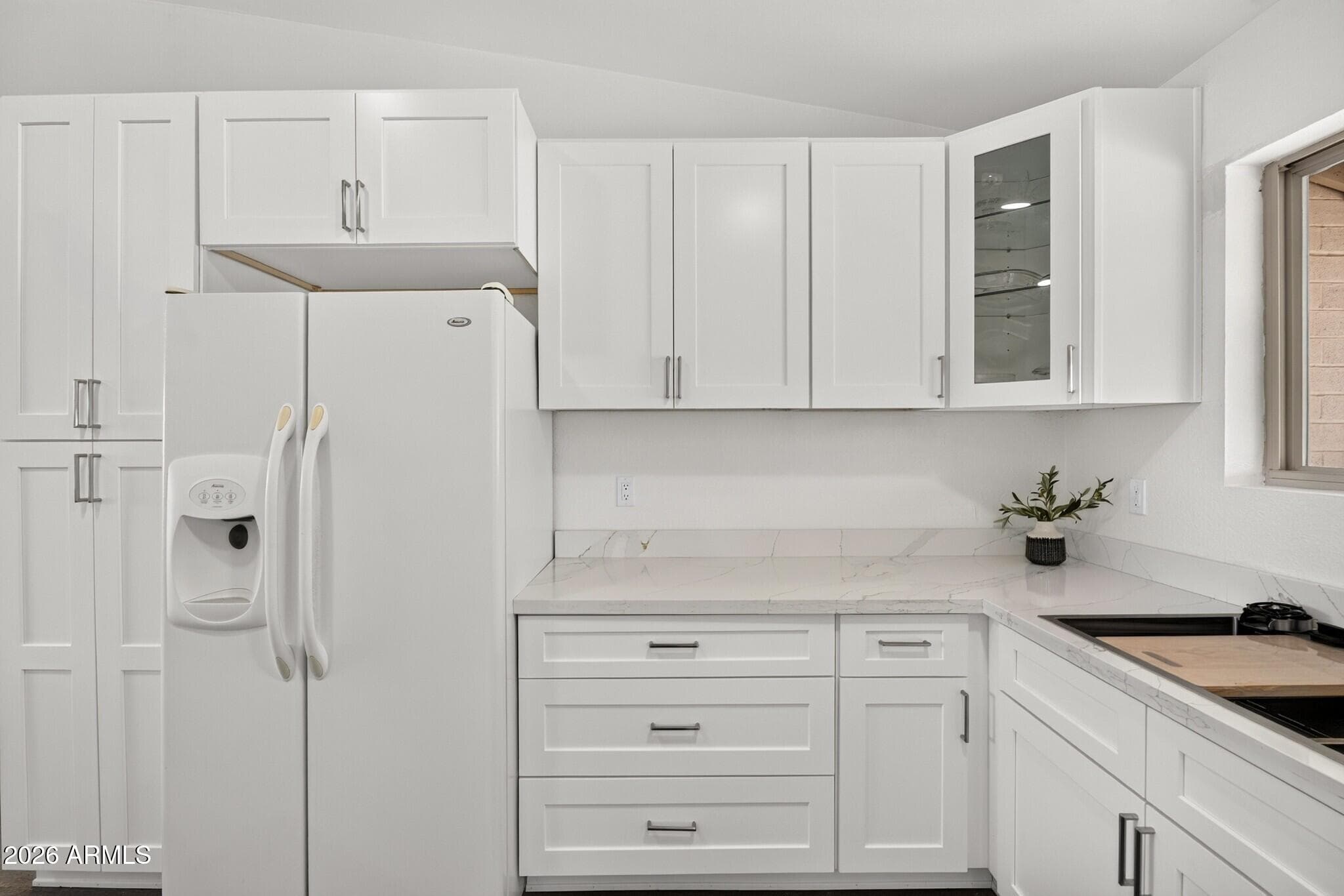 2826 E Cactus Road — photo 3
