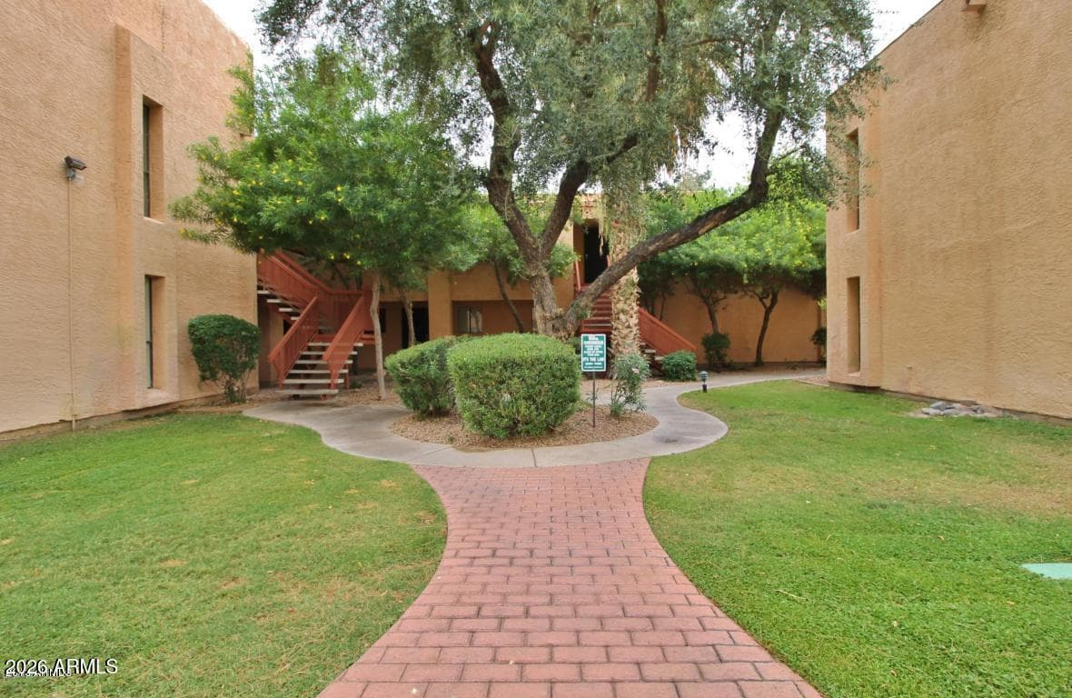 3131 W Cochise Drive 122 — photo 2