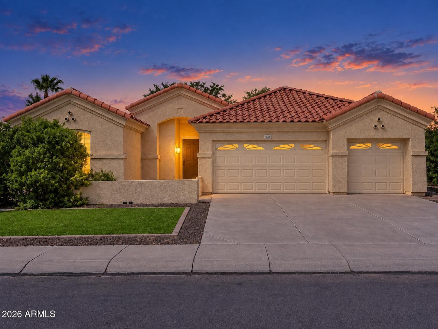 770 W Cherrywood Drive