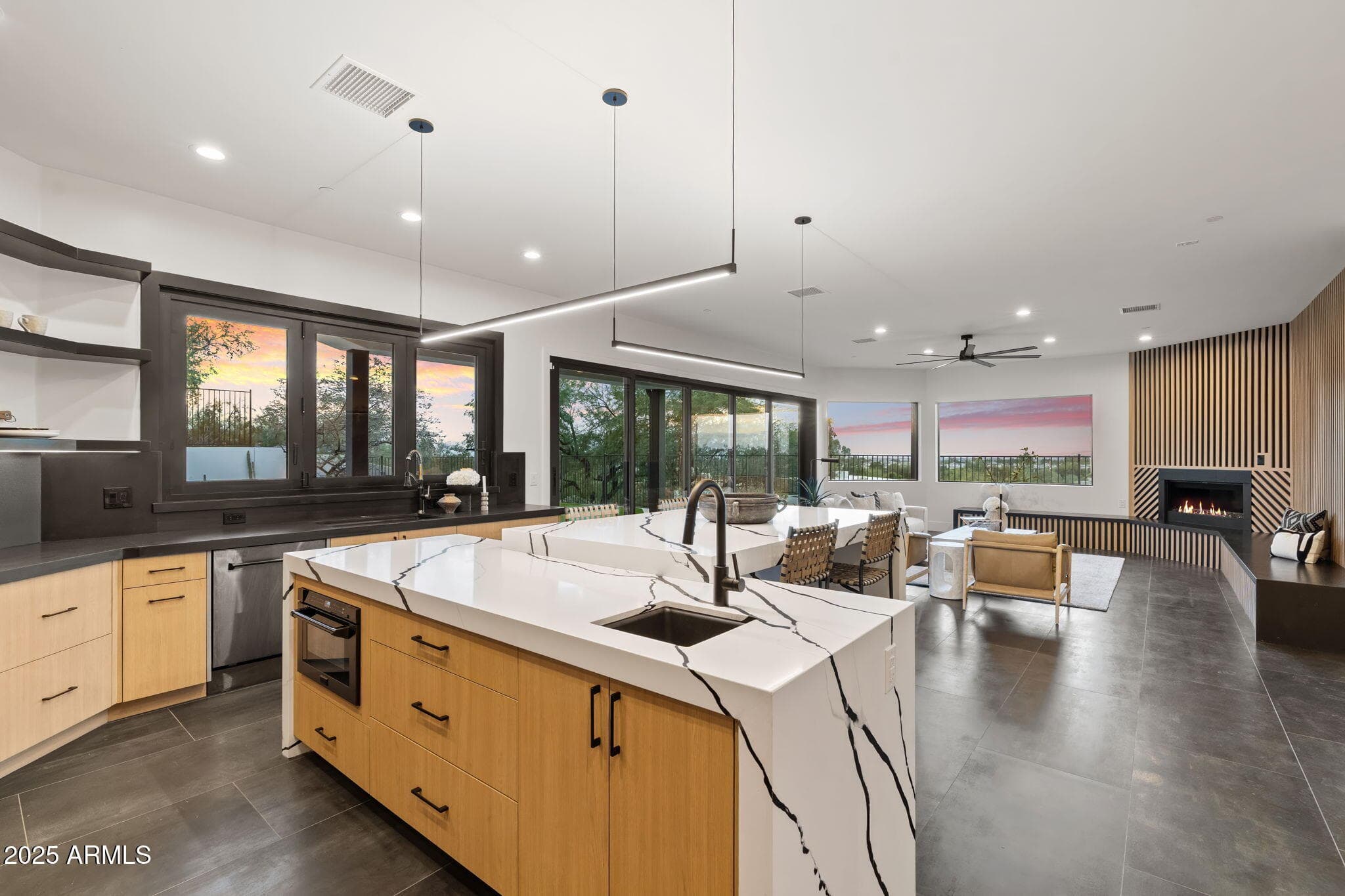 3135 E Palo Verde Drive — photo 3