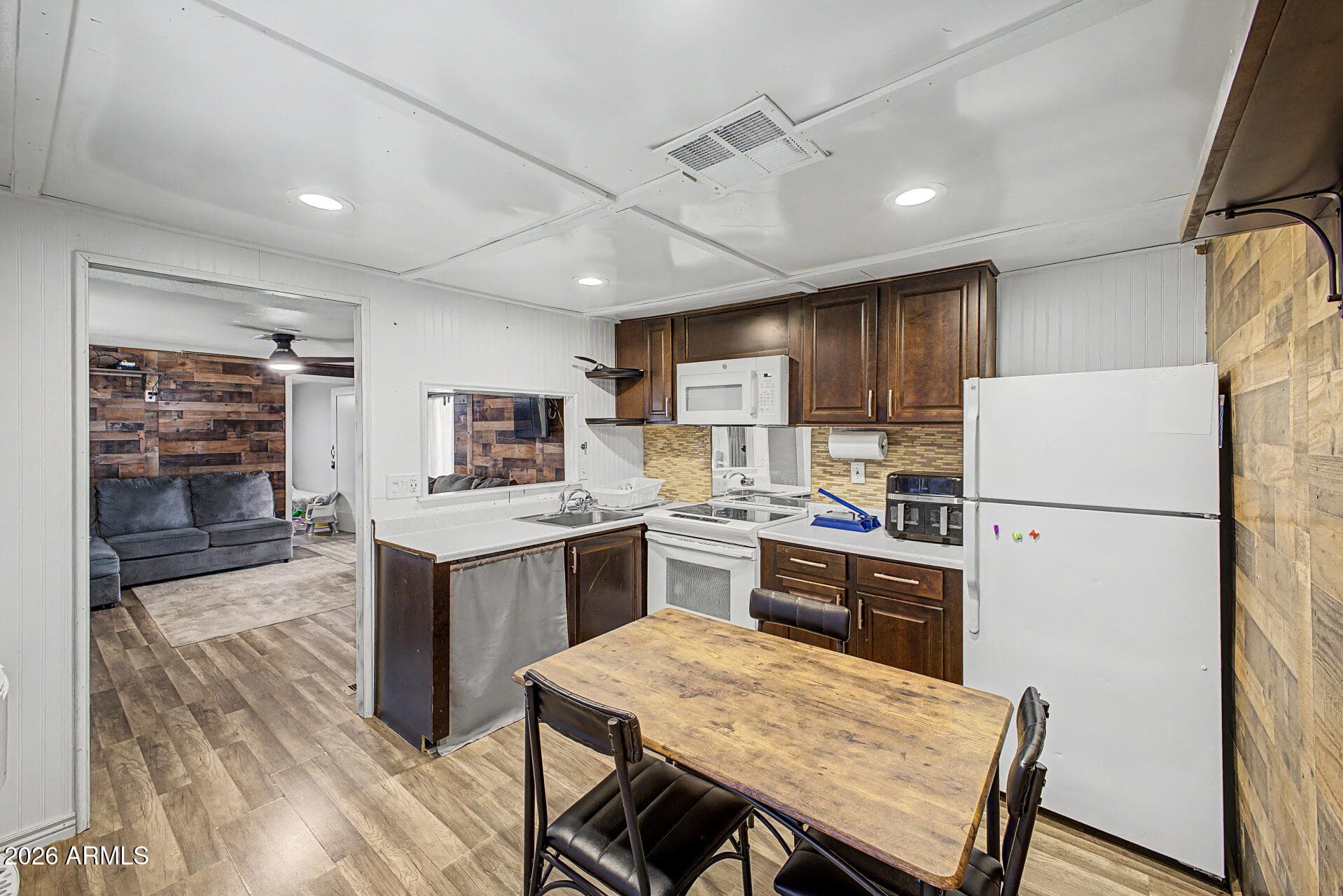 1304 E Bell Road 58 — photo 7