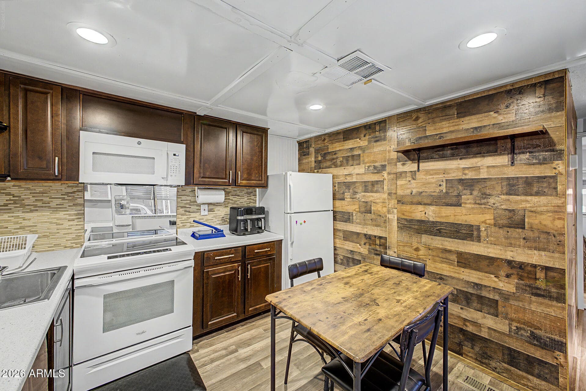 1304 E Bell Road 58 — photo 8