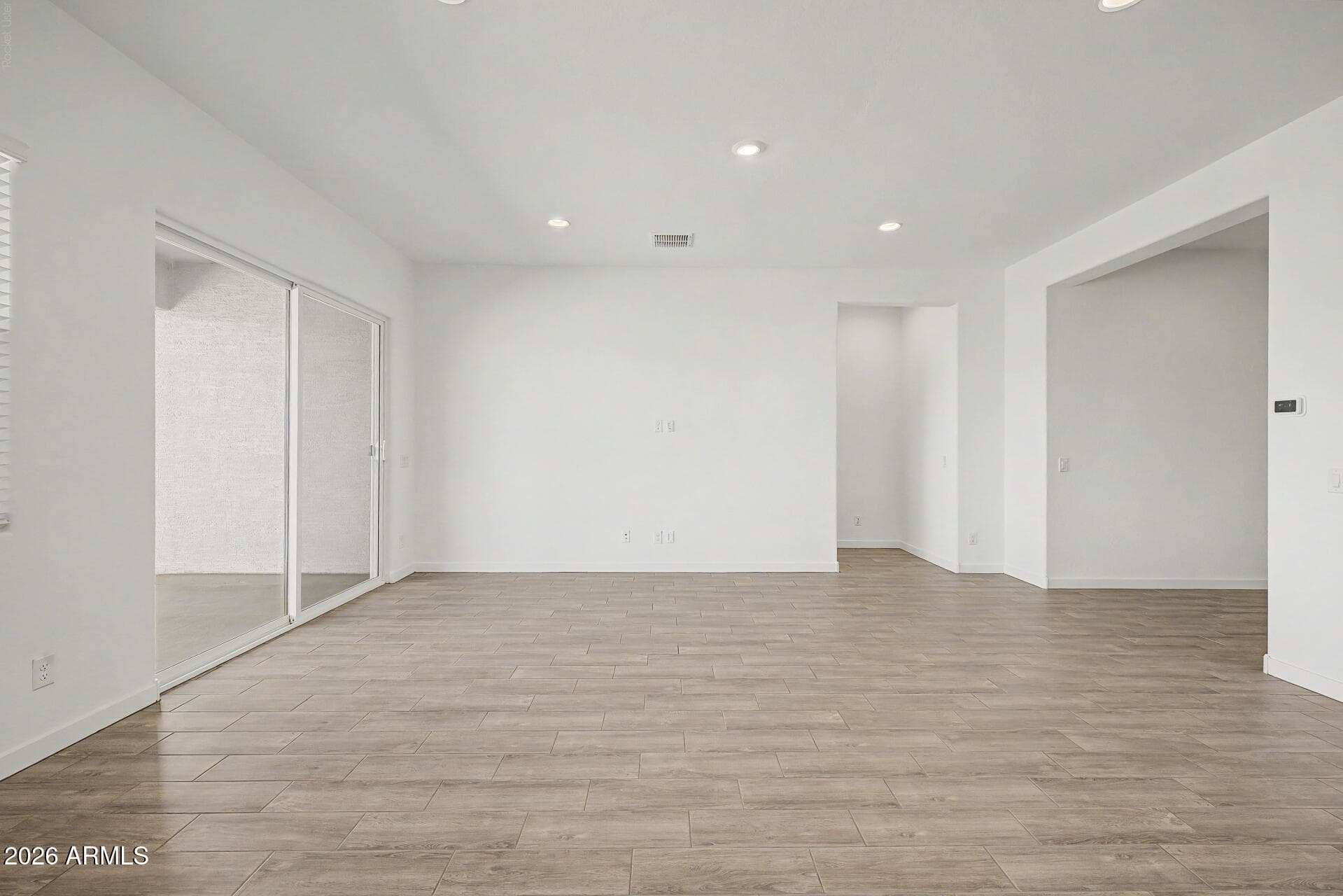 15024 W Desert Hollow Drive — photo 7