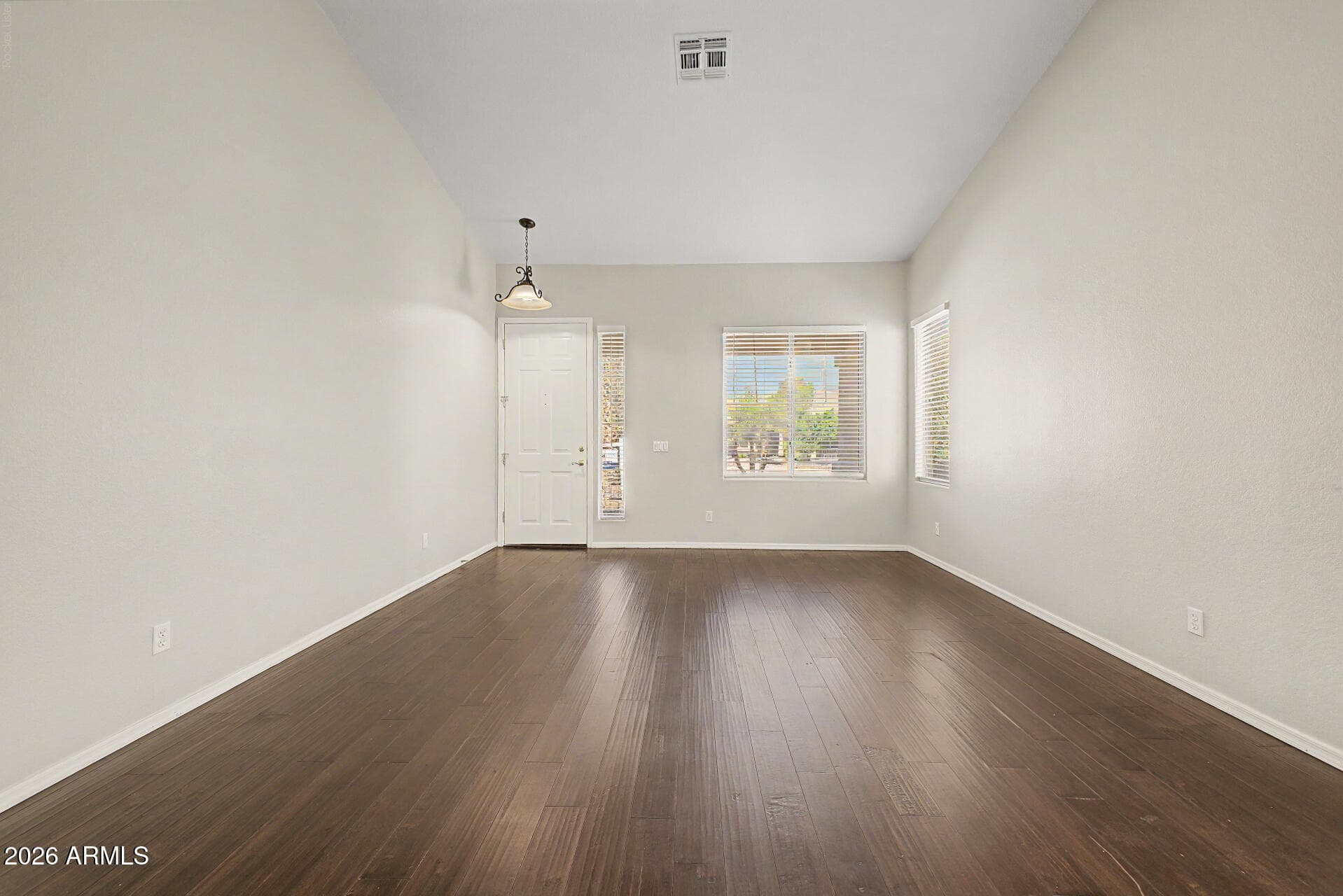 7037 W Pontiac Drive — photo 5