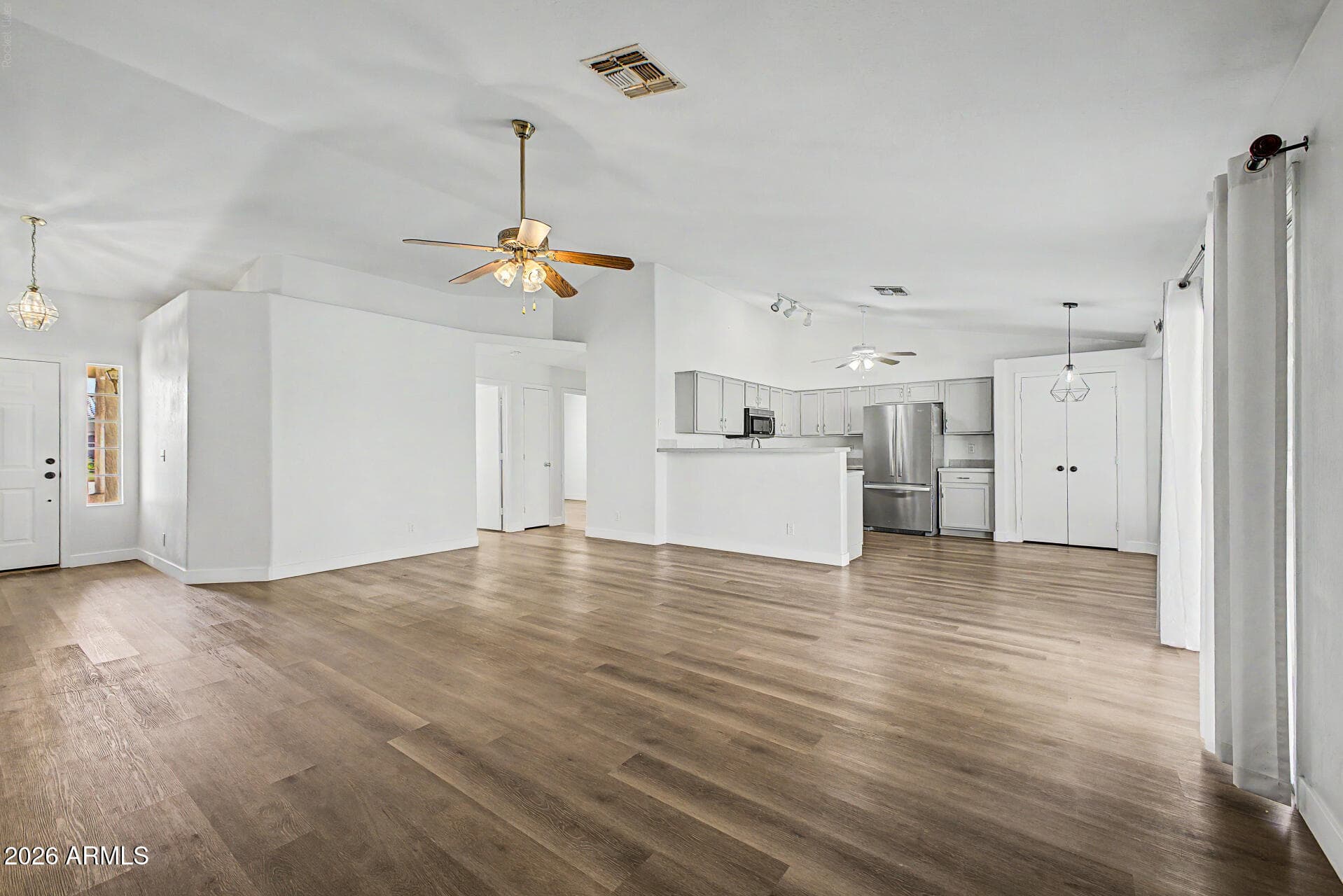 938 S San Joaquin Court — photo 5