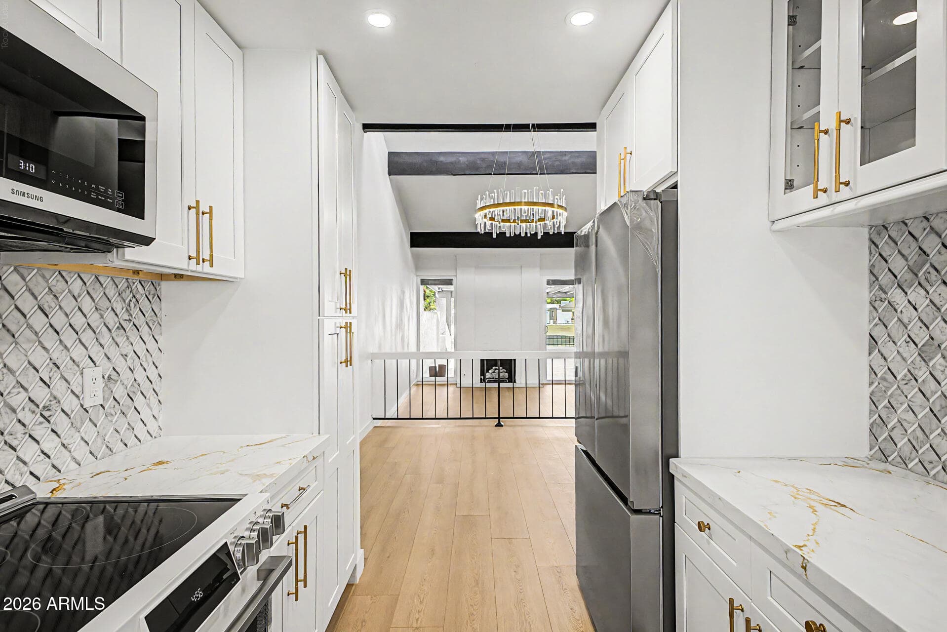 118 W Tam Oshanter Drive — photo 5