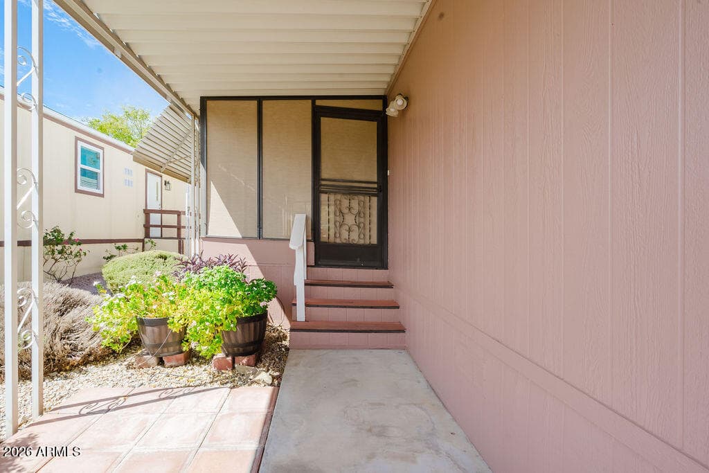 2233 E Behrend Drive 220 — photo 3