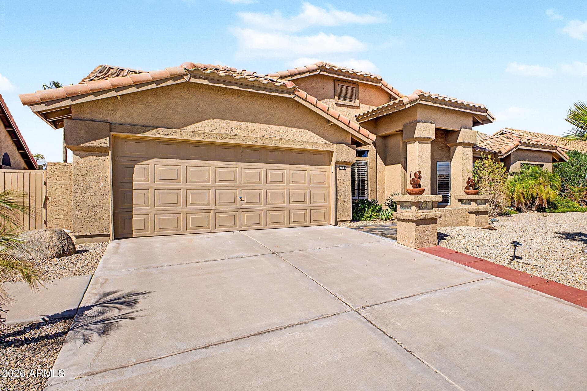 9510 W Menadota Drive — photo 2